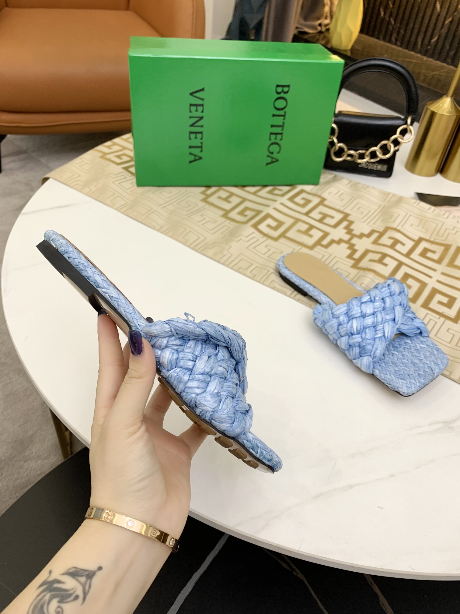 bo*te*ga Ve*ne*ta dot wave sandal blue 708880v