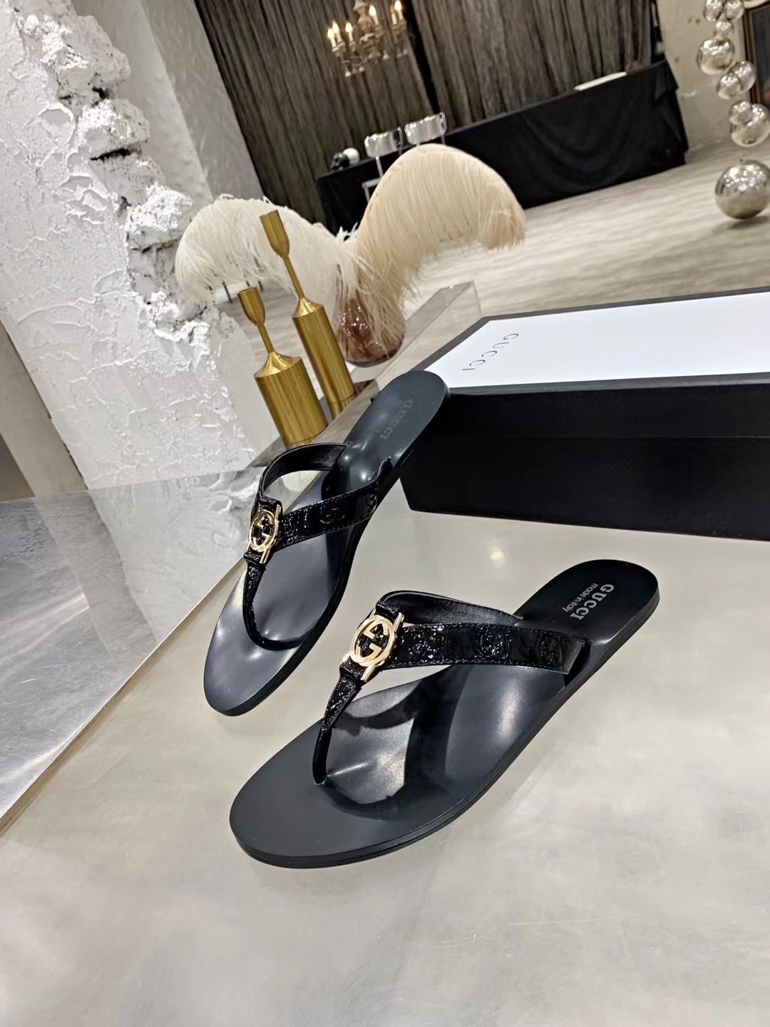 G*u*i gg black thong sandals black 612138