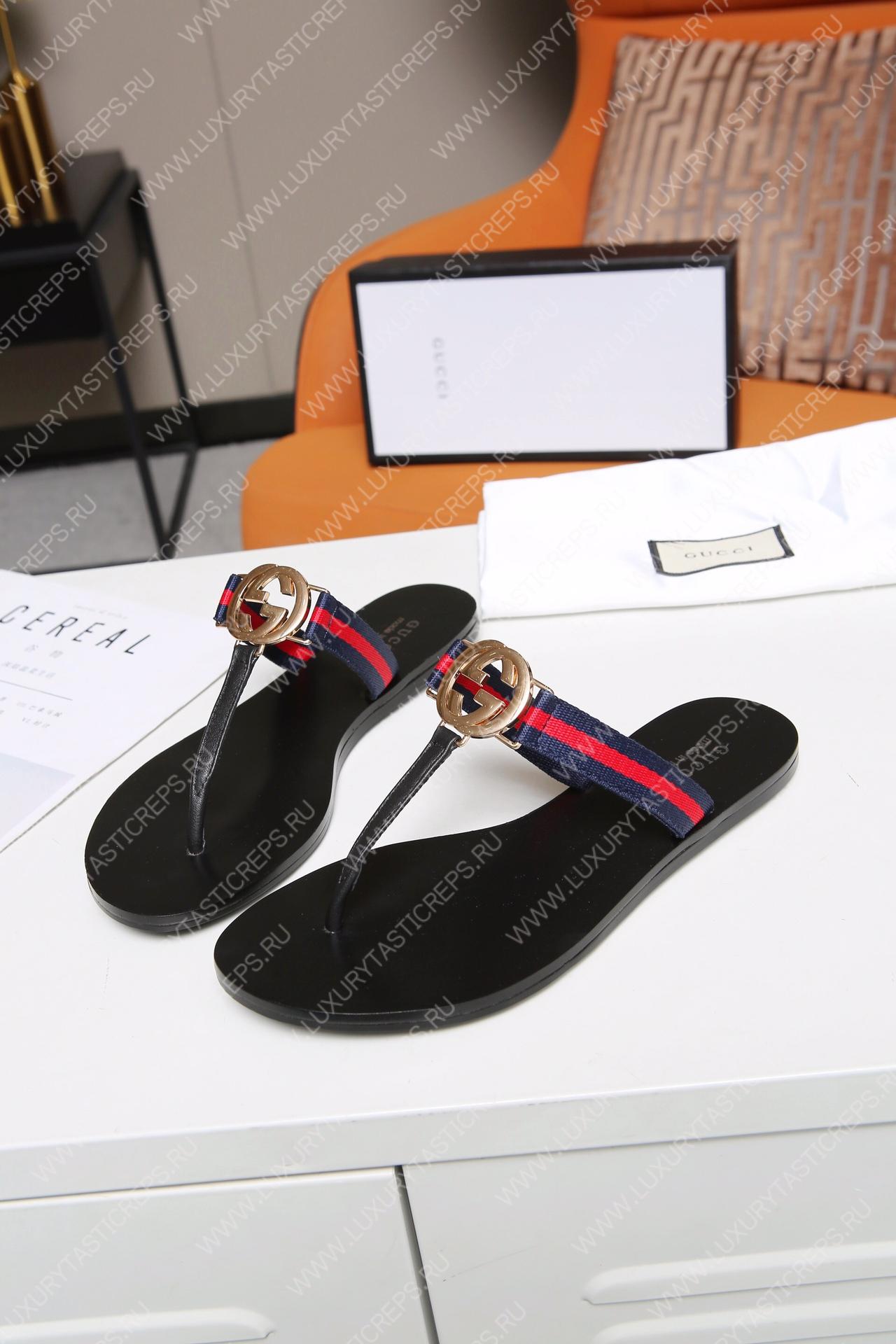 G*u*i black web stripe flip-flops blue and red 630307