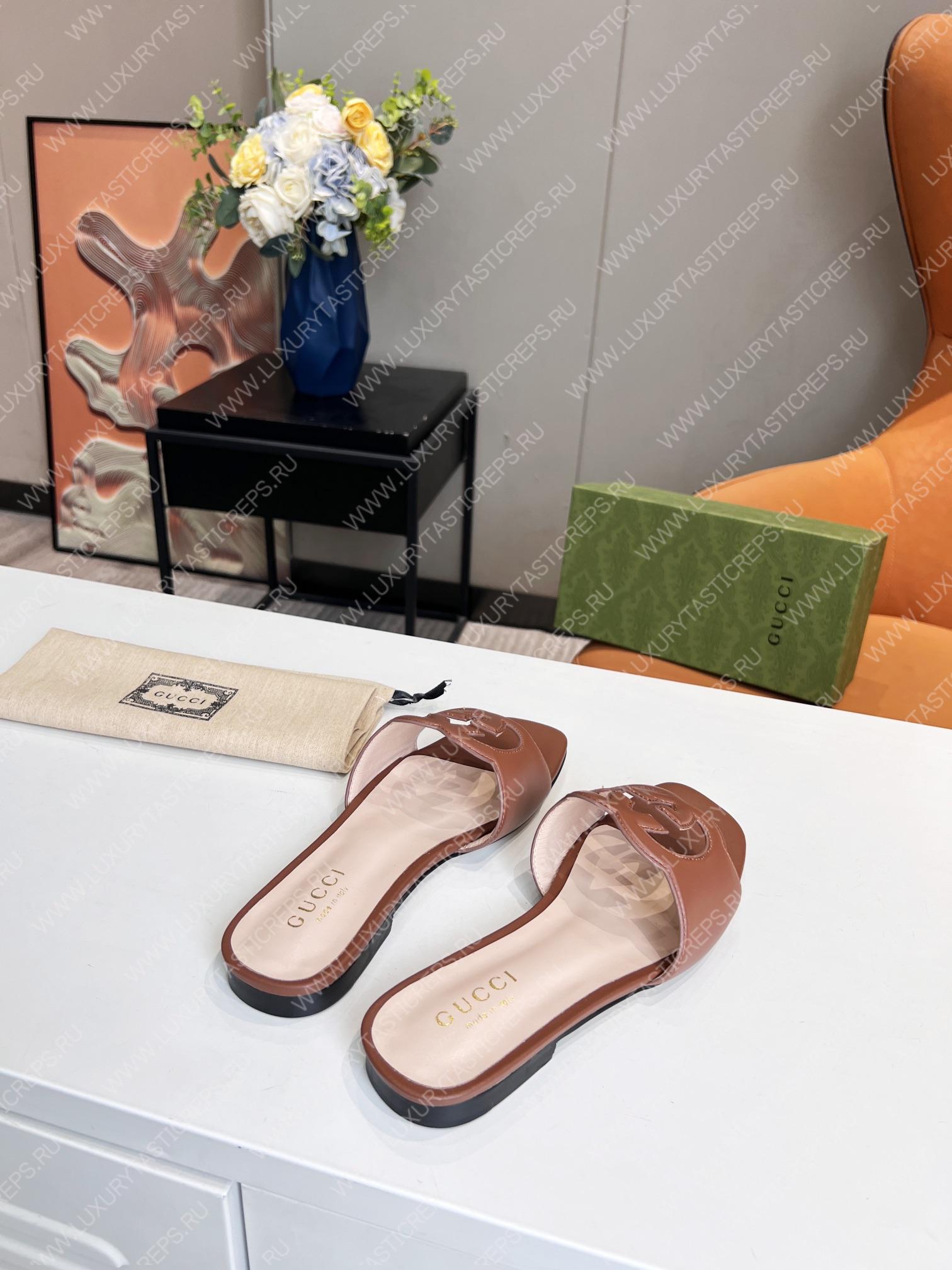G*u*i interlocking g cut-out slide sandal brown 694451