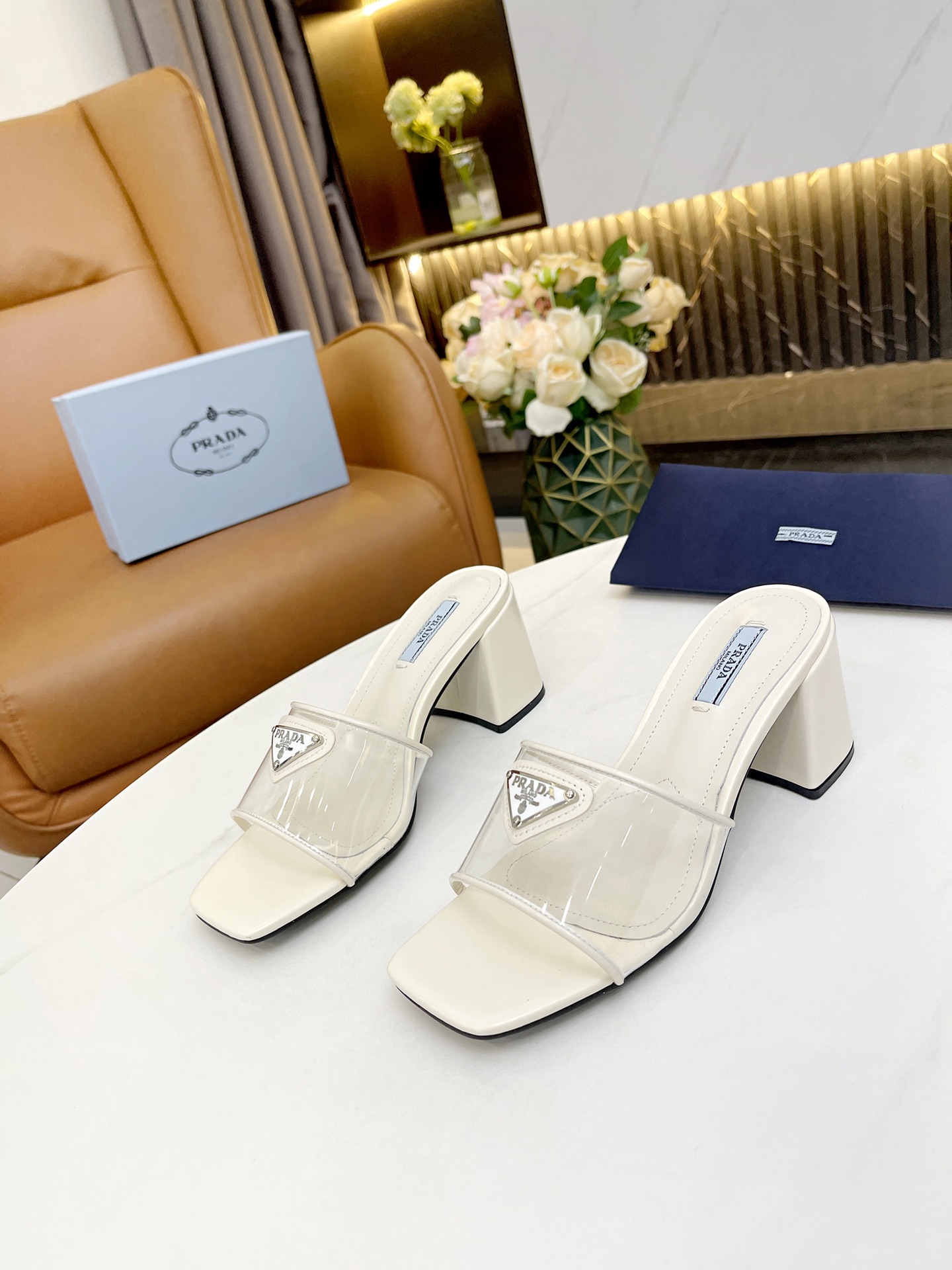Pra*a plexiglas & patent leather sandals white 1xx644