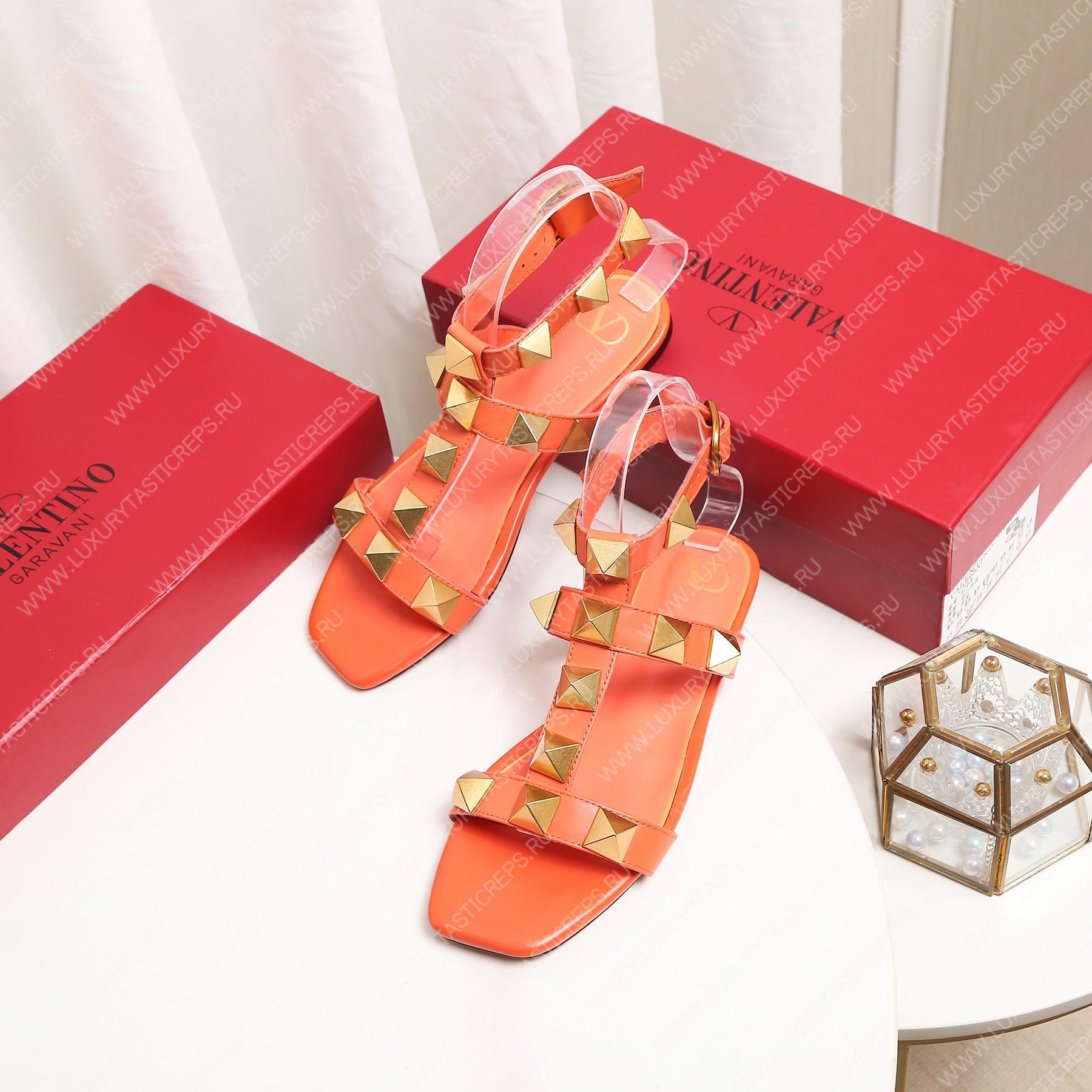 VALENTINO ROMAN STUD FLAT CALFSKIN SANDAL ORANGE 1W2S0BU8ZWM