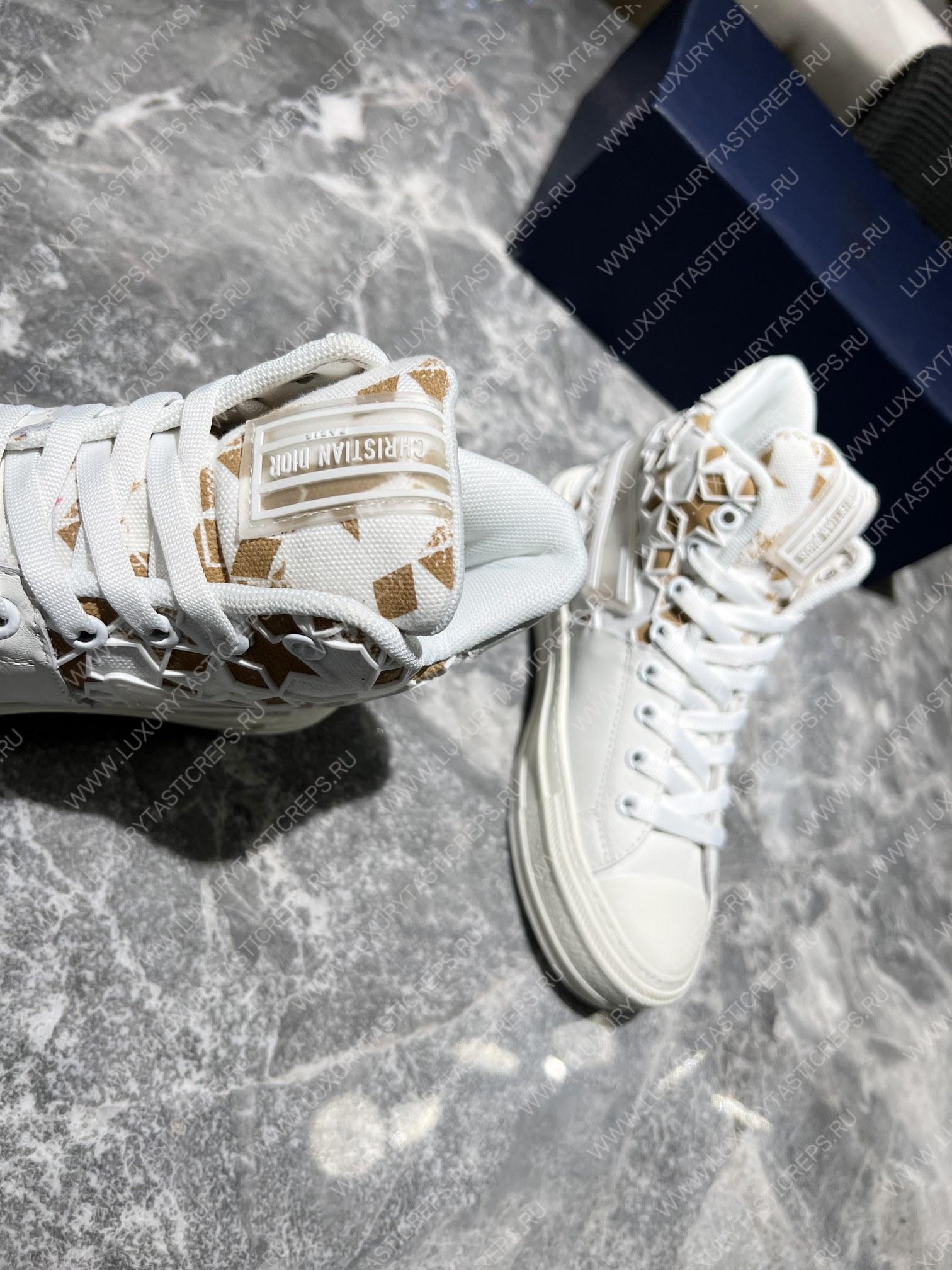 ch**an D*or walk’nD*or sneakers gold/white 0400017606283