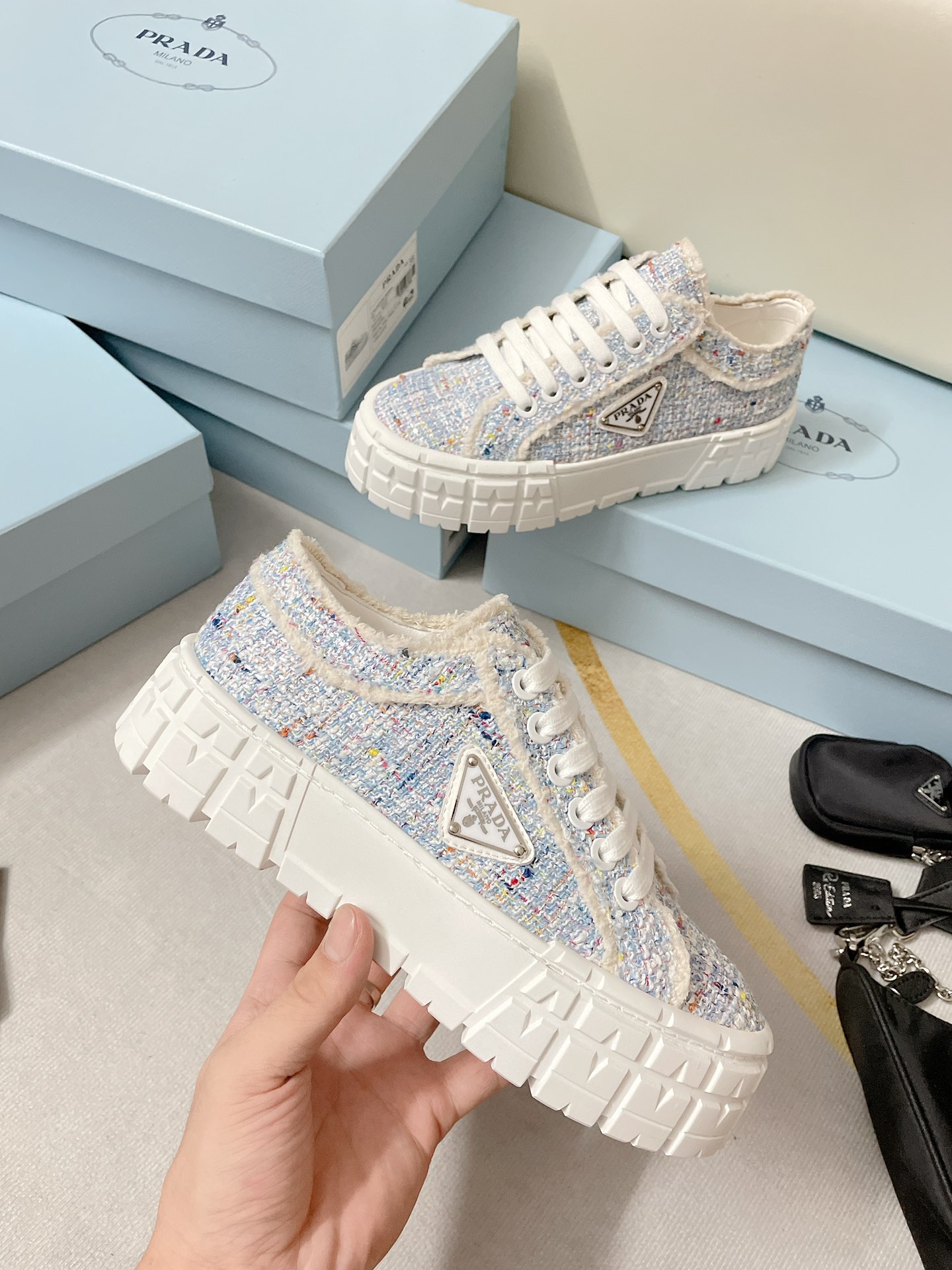 Pra*a double wheel nylon gabardine sneakers tweed blue 1e260m