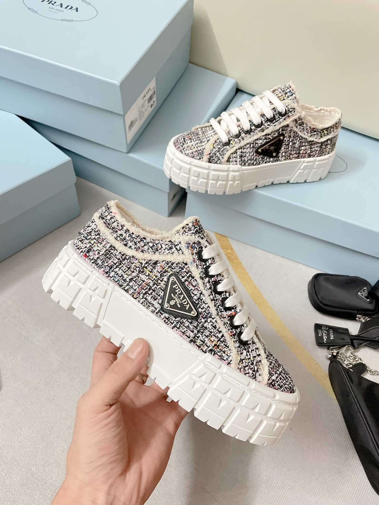 Pra*a double wheel nylon gabardine sneakers tweed grey 1e260m