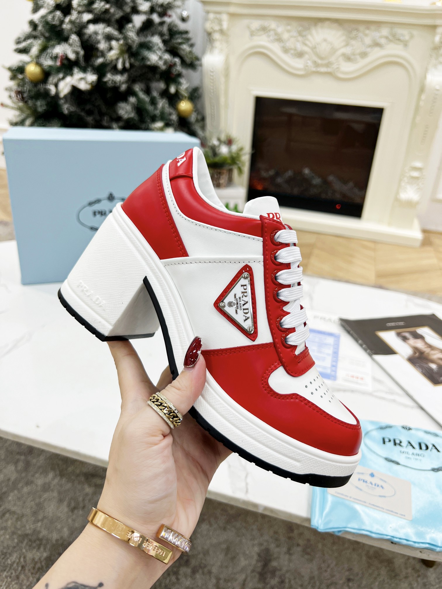 Pra*a downtown high heeled sneakers white/red 1e792m