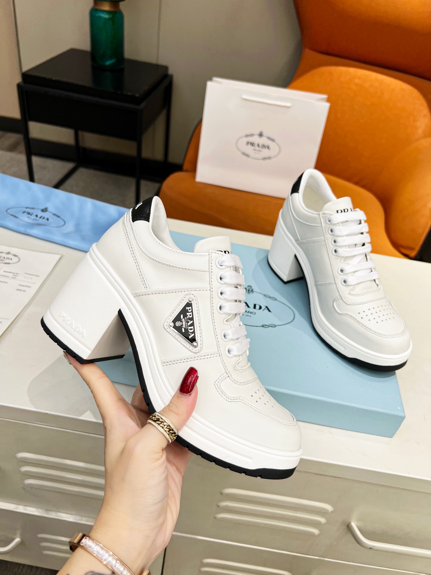 Pra*a downtown high heeled sneakers white 1e792m