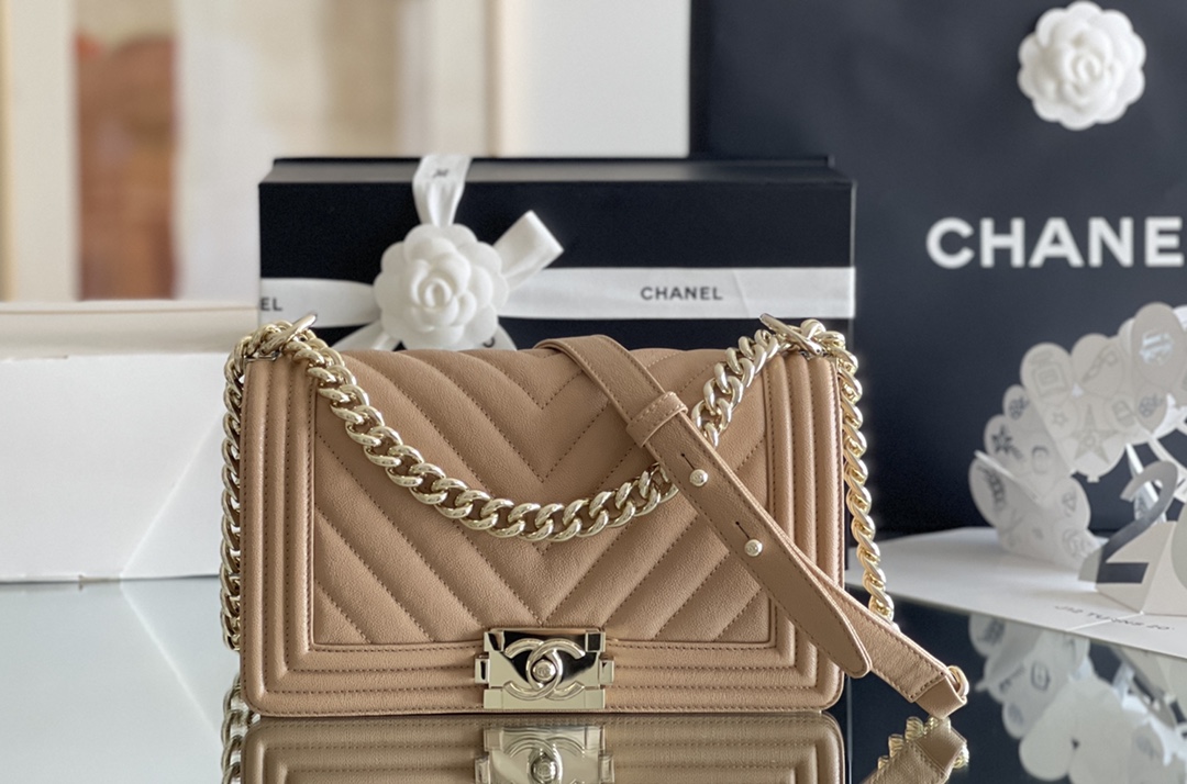 Ch*el boy handbag dark nude a67086