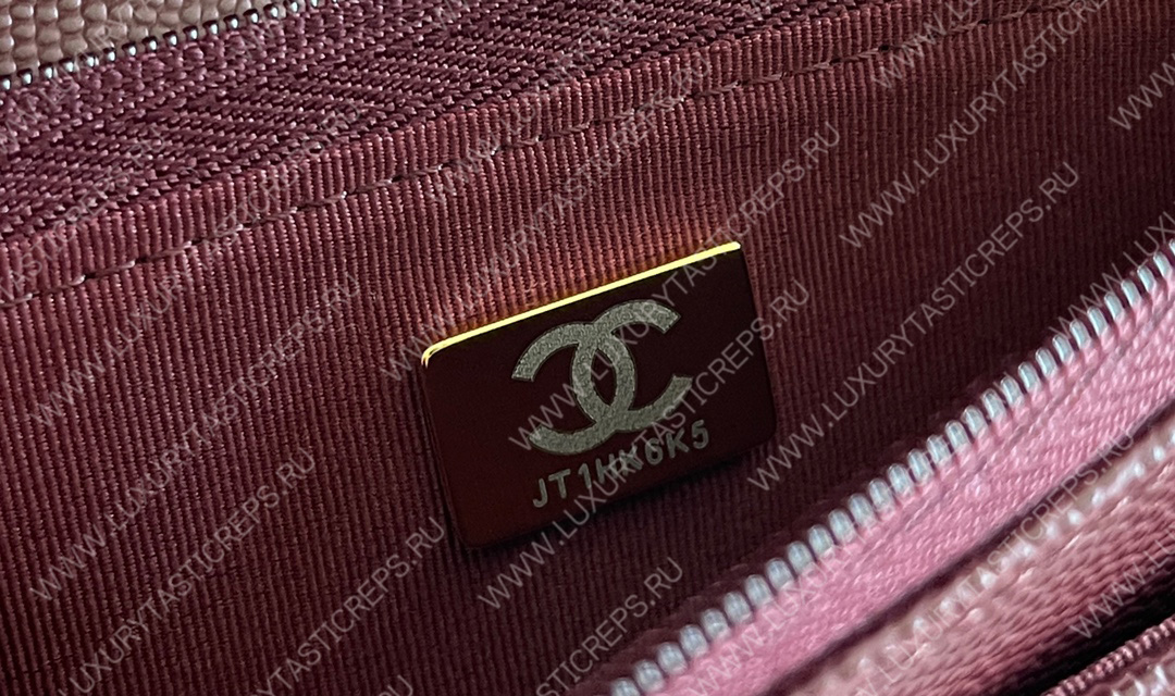 Ch*el classic wallet on chain burgundy ap0250