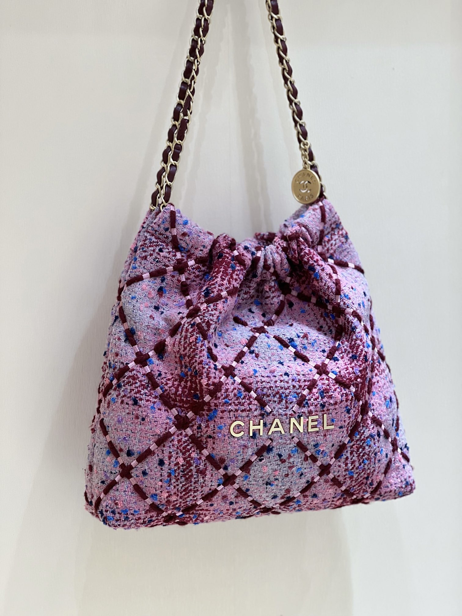 Ch*el 22 handbagbag, burgundy & multicolor as3261