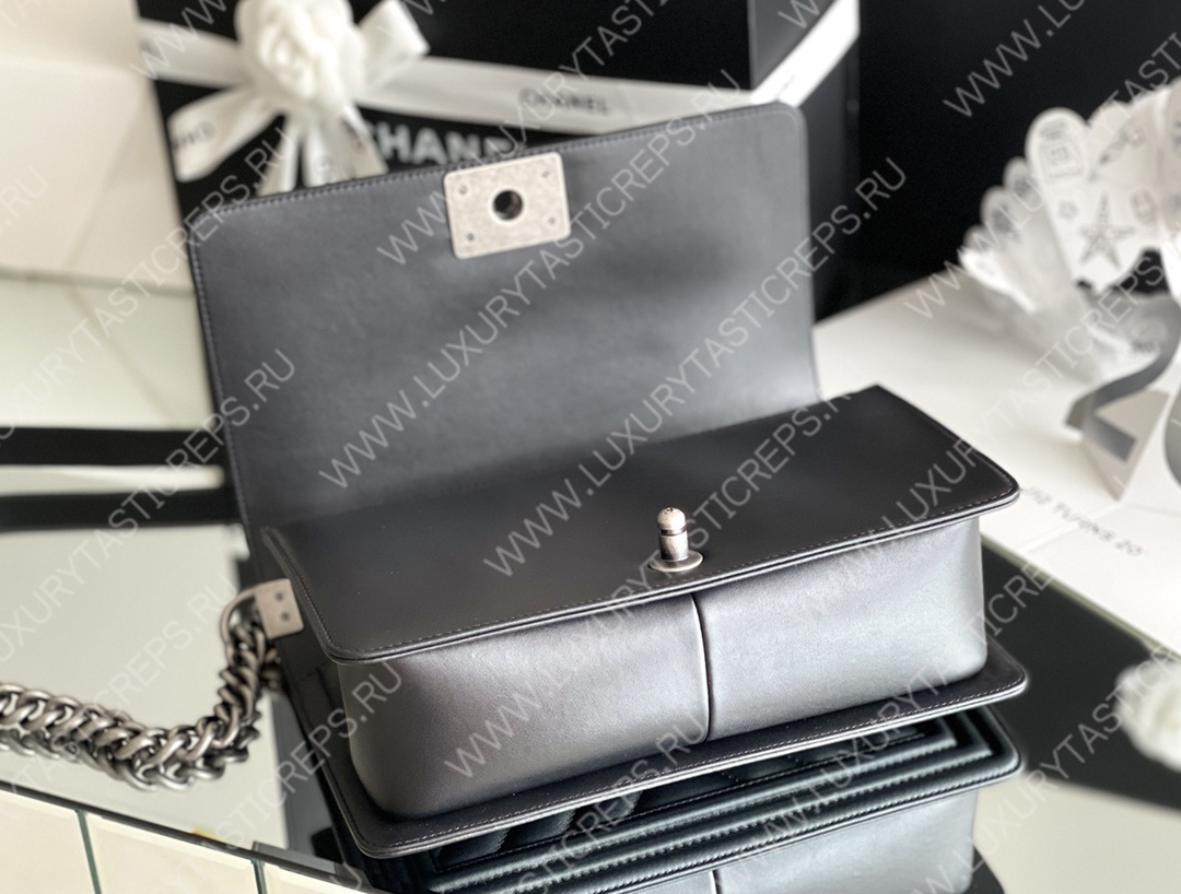 Ch*el boy handbag black a67086