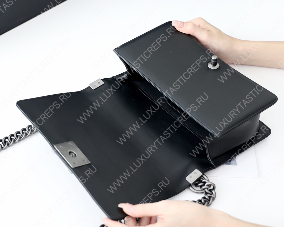 Ch*el boy handbag black a67086