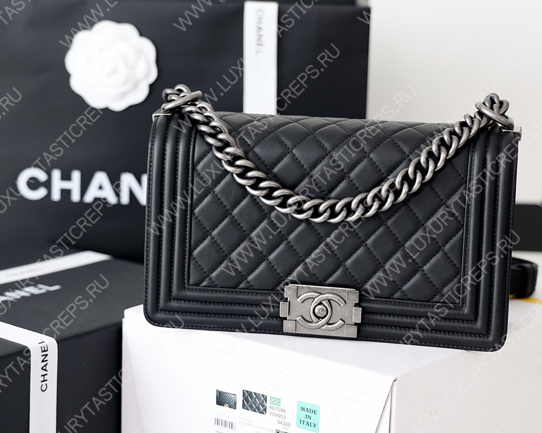 Ch*el boy handbag black a67086