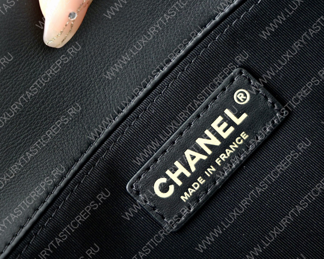 Ch*el boy handbag black a67086