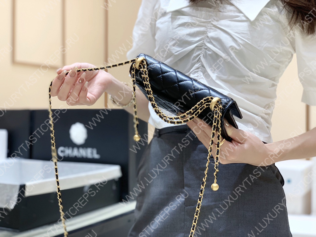 Ch*el wallet on chain black ap2649