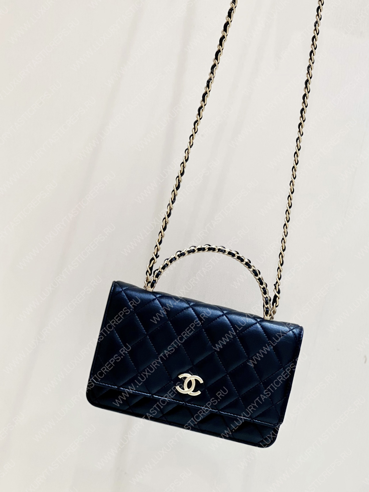 Ch*el wallet on chain black ap3009