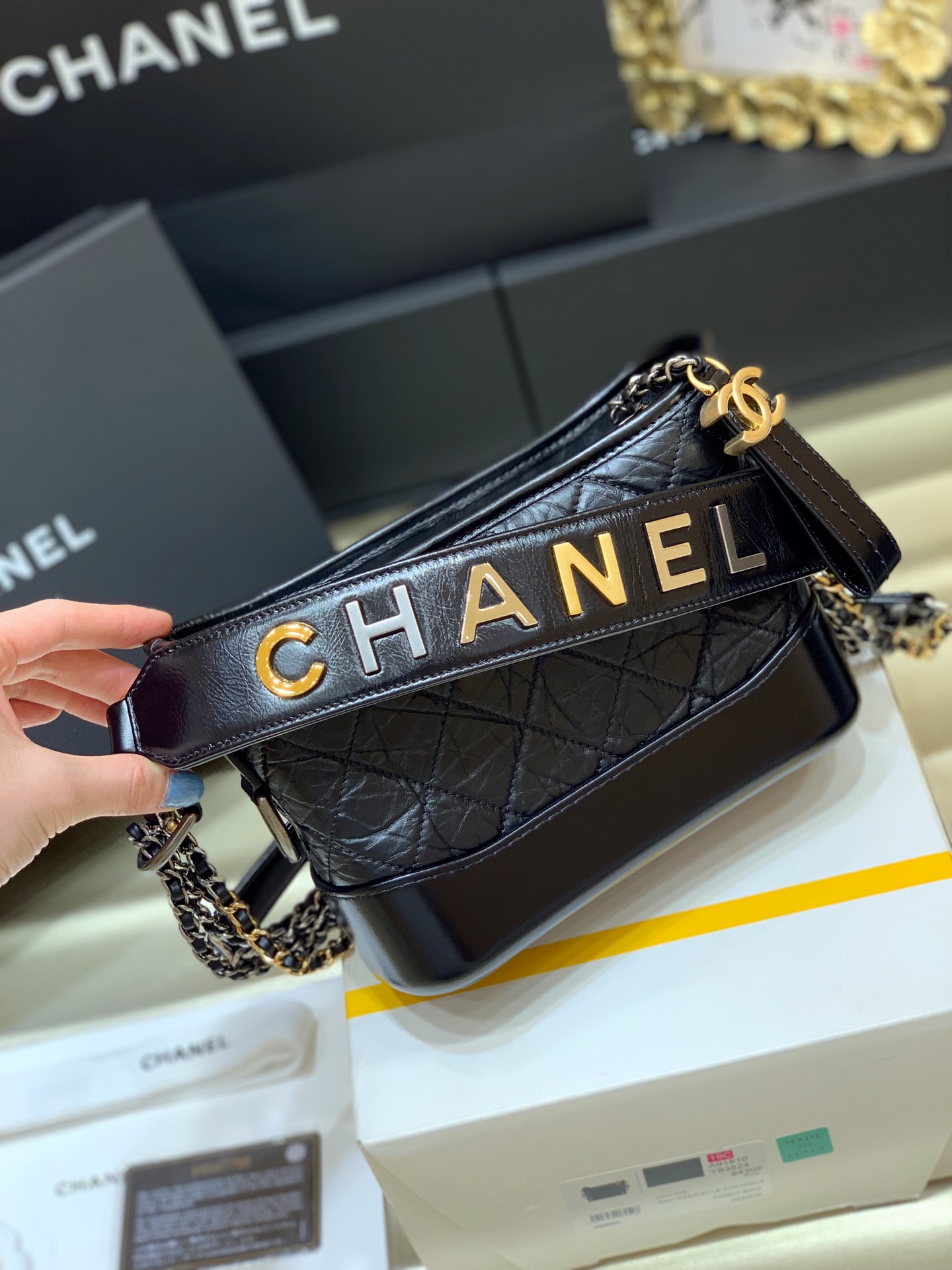 Ch*el gabrielle small hobo black as0865