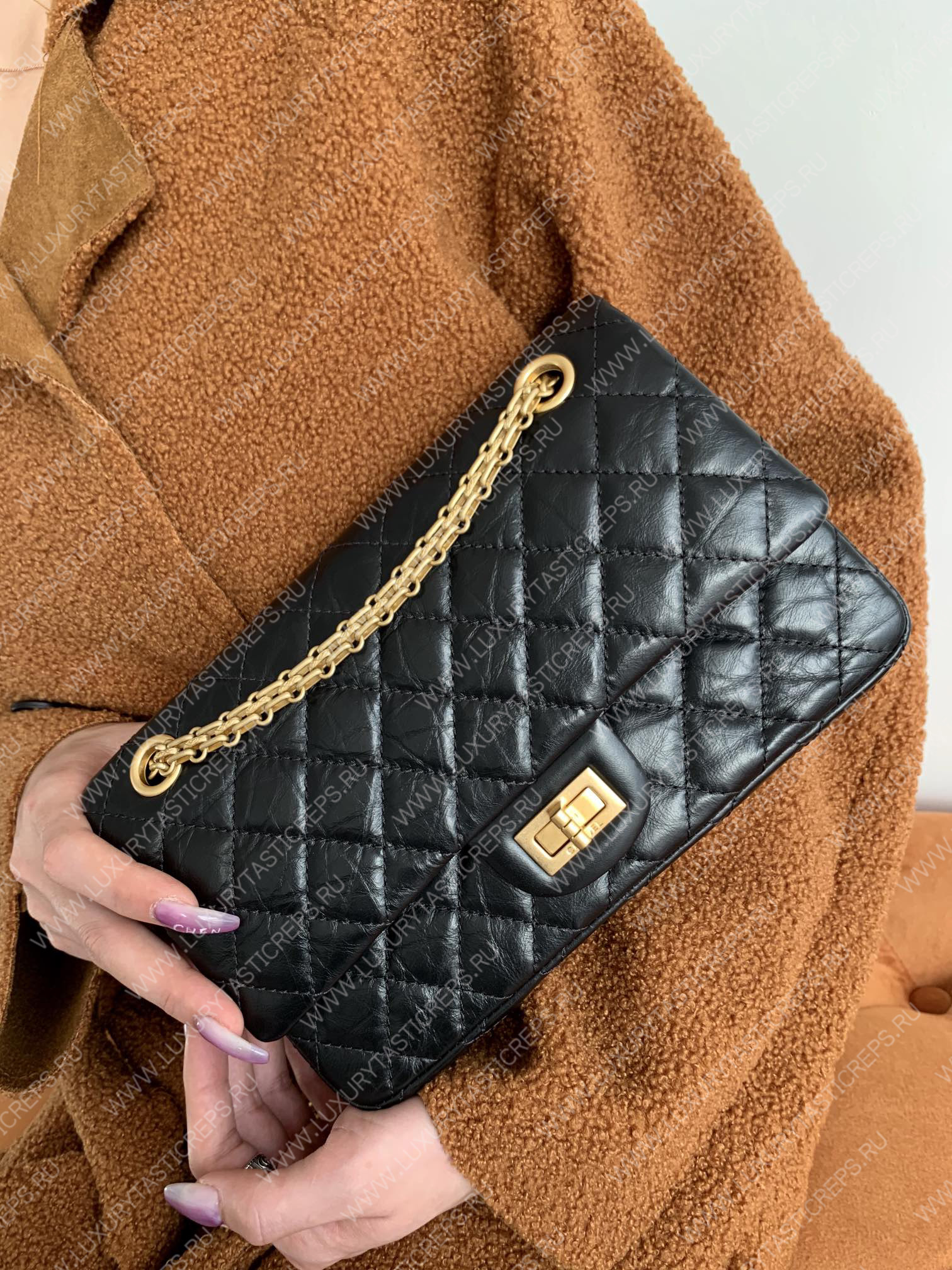 Ch*el 2.55 reissue handbag black gold chain a37586