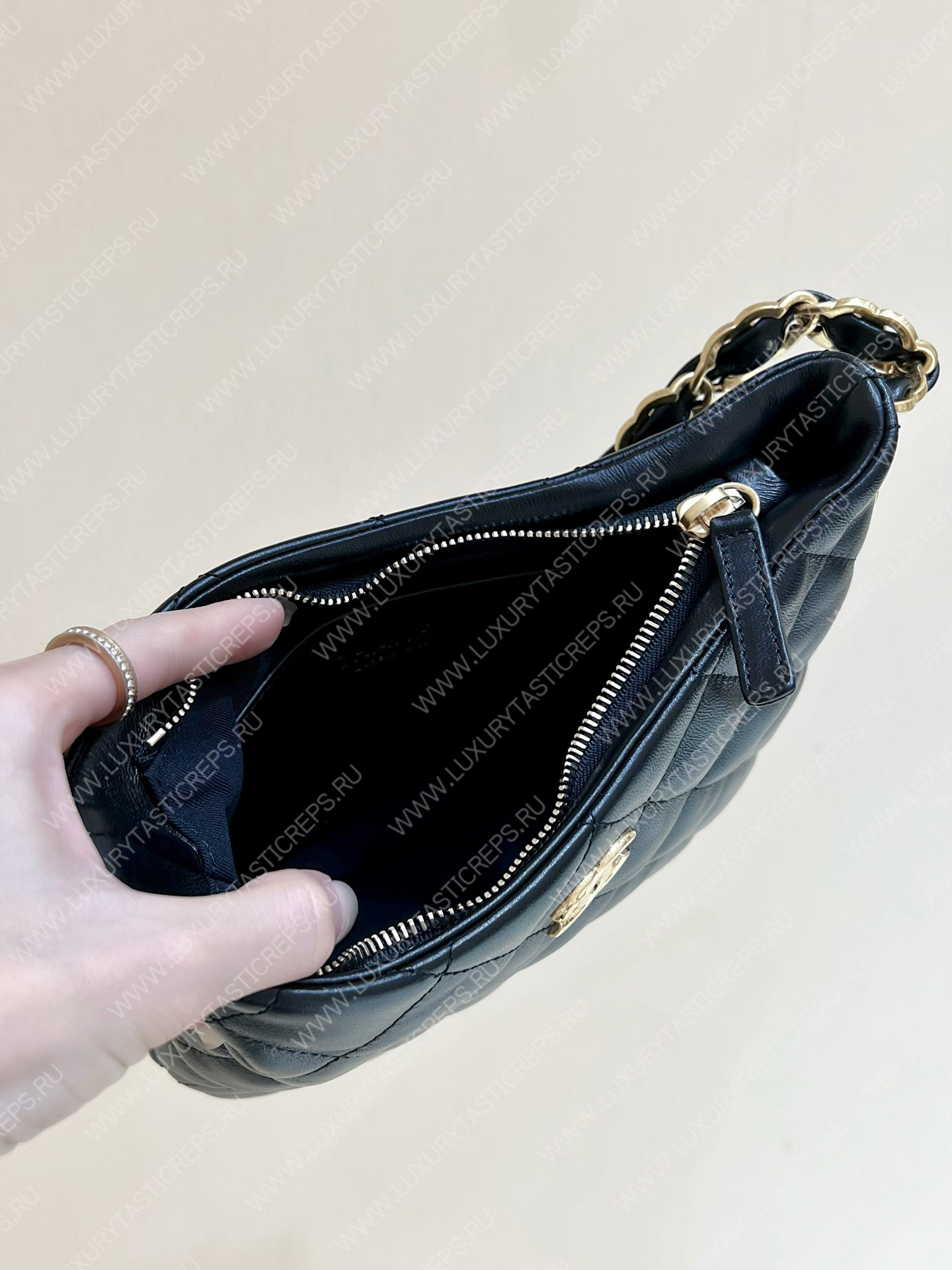 Ch*el hobo handbag black as3562