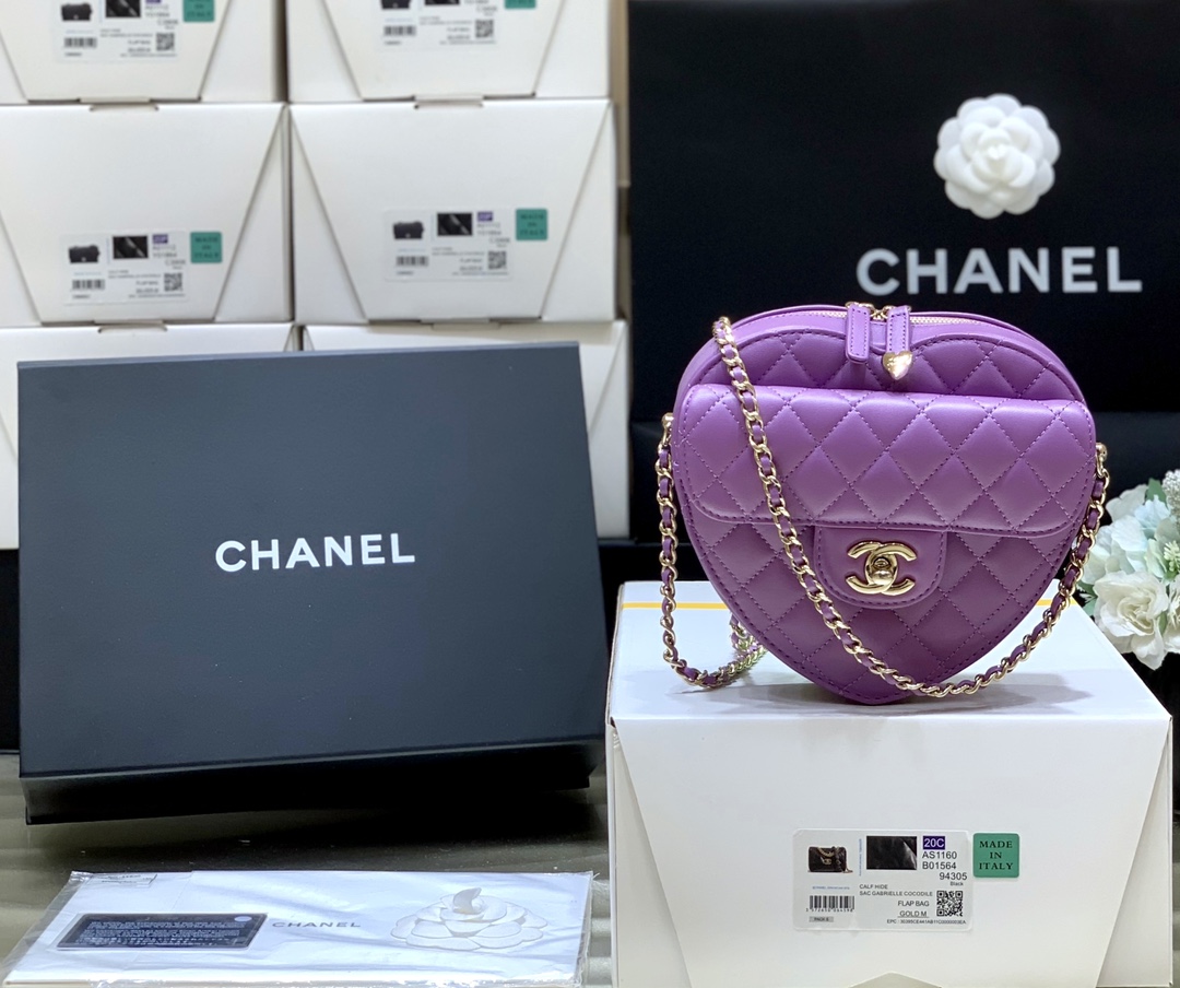 Ch*el cc heart clutch 22s purple as3191