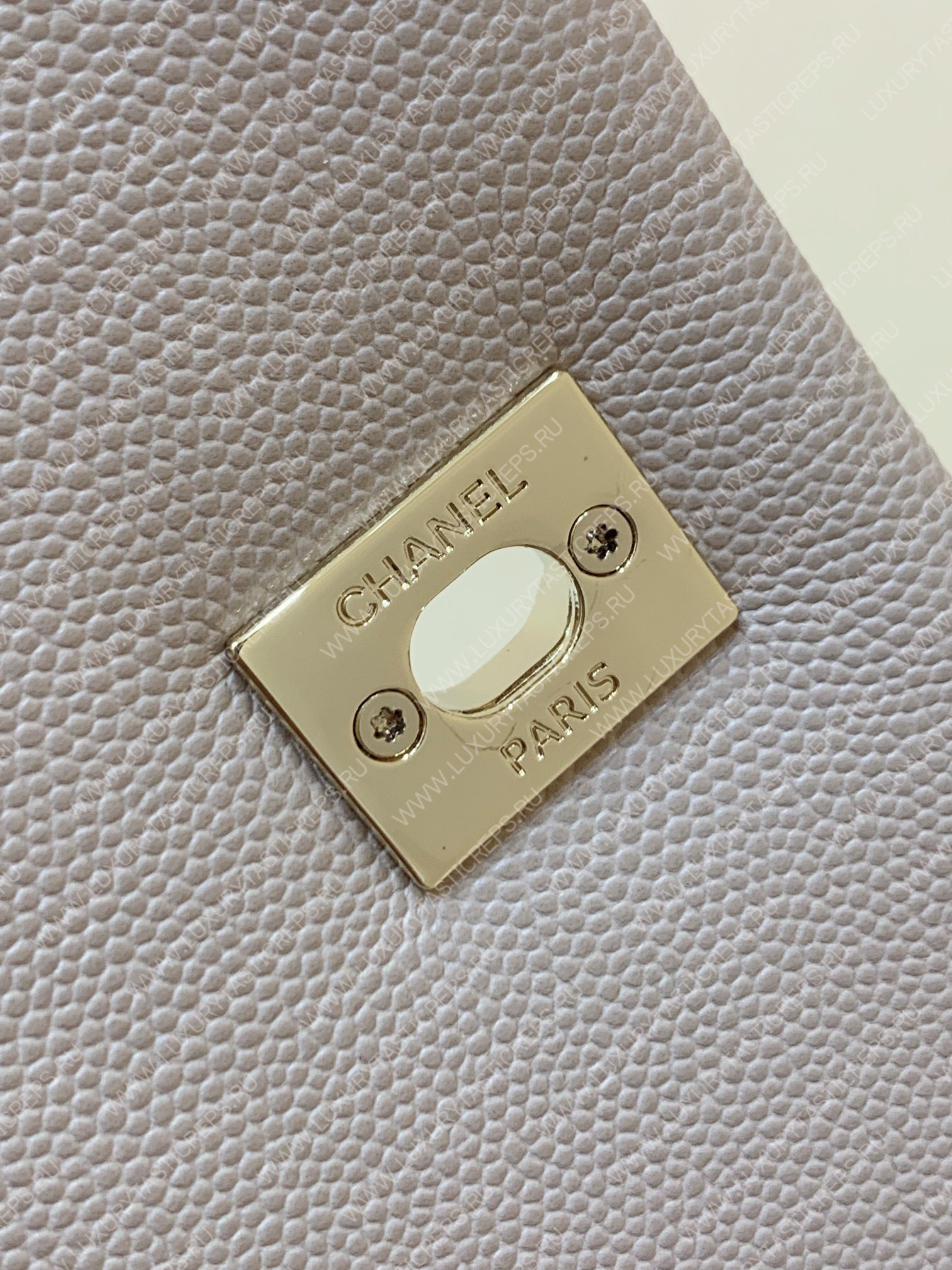 Ch*el coco handle bag cream a92993