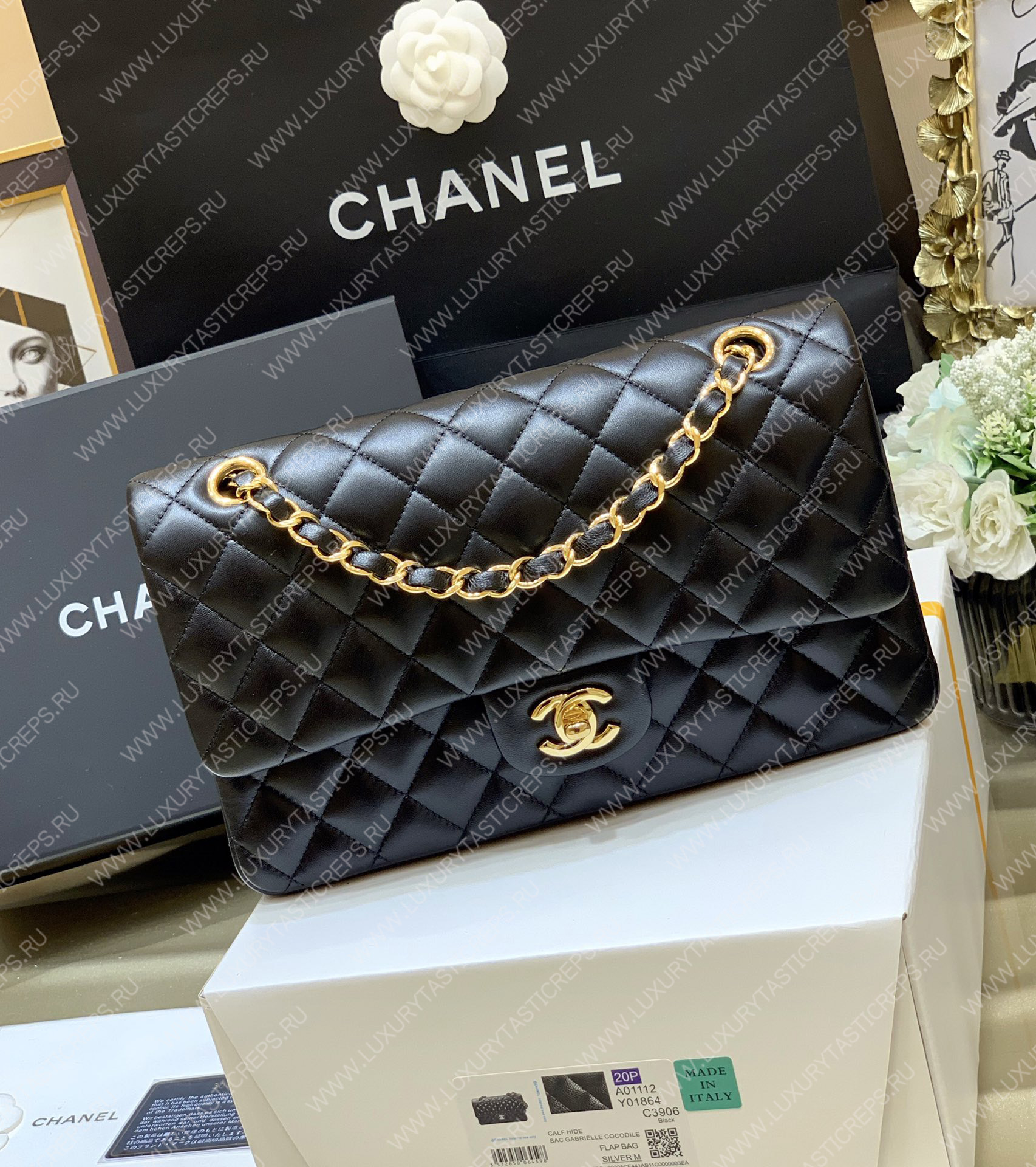 Ch*el classic handbag bag black a01112