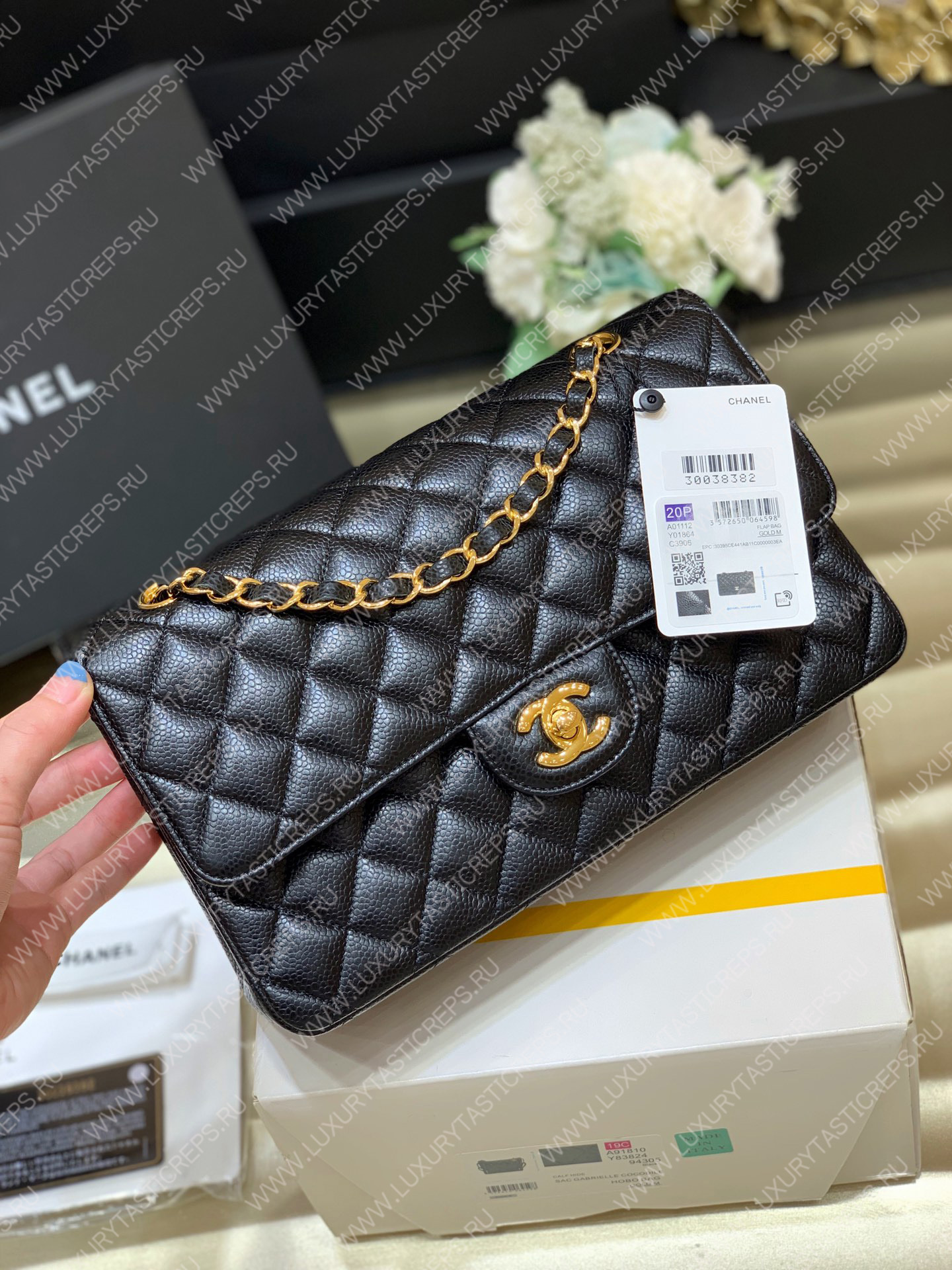Ch*el classic handbag bag black a01112