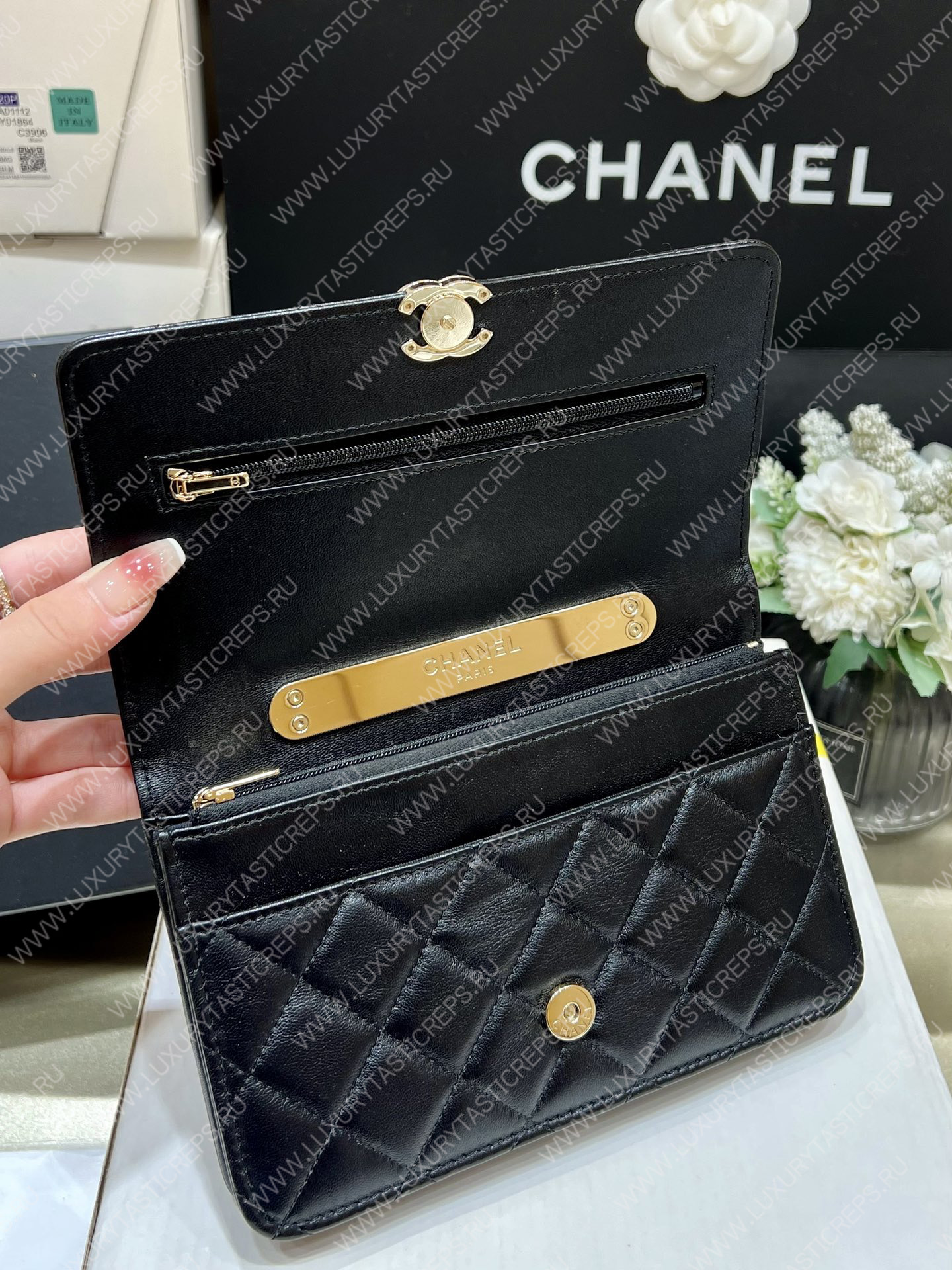 Ch*el cc wallet on chain black ap2844