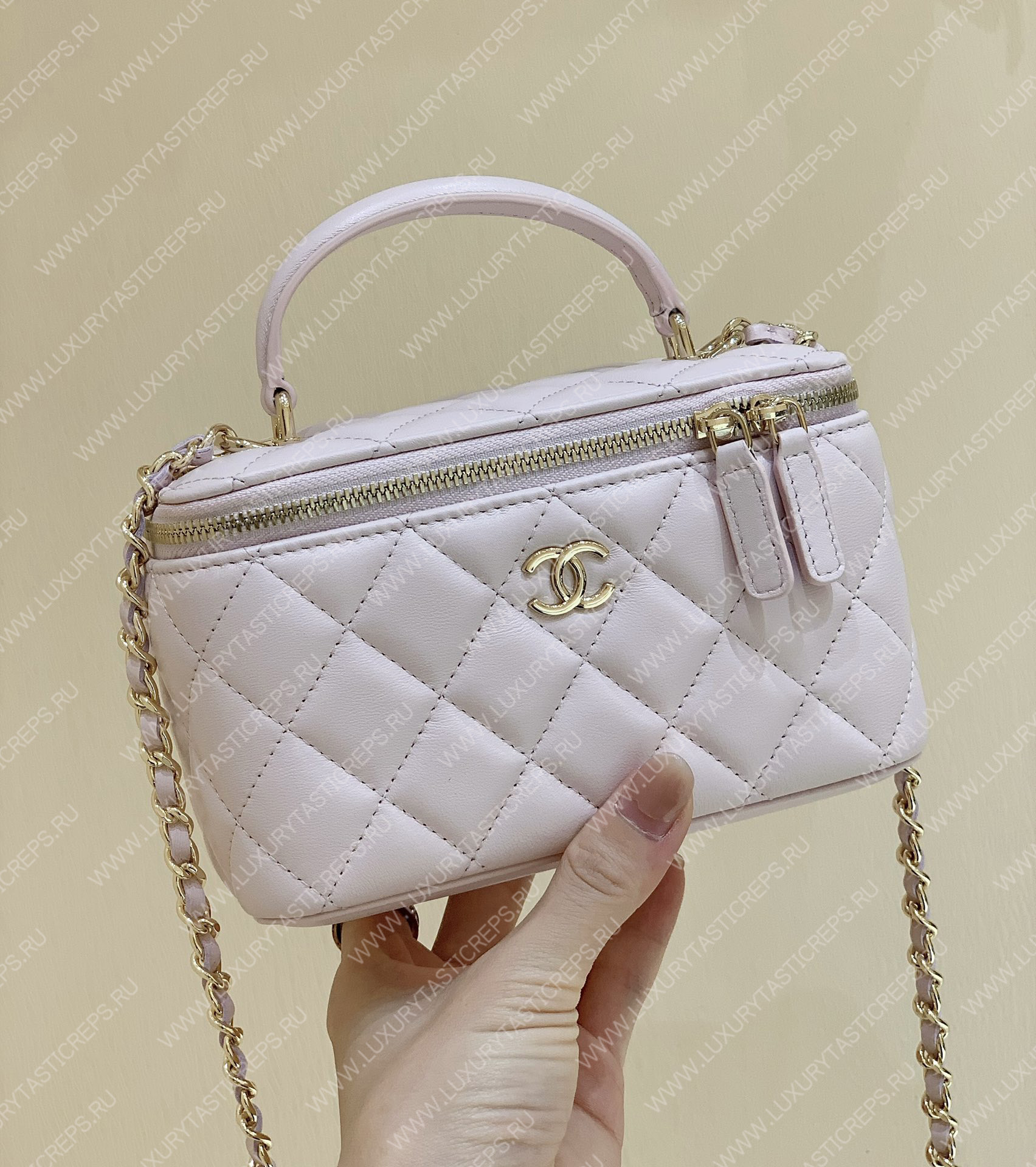 Ch*el long vanity case pink ap2199