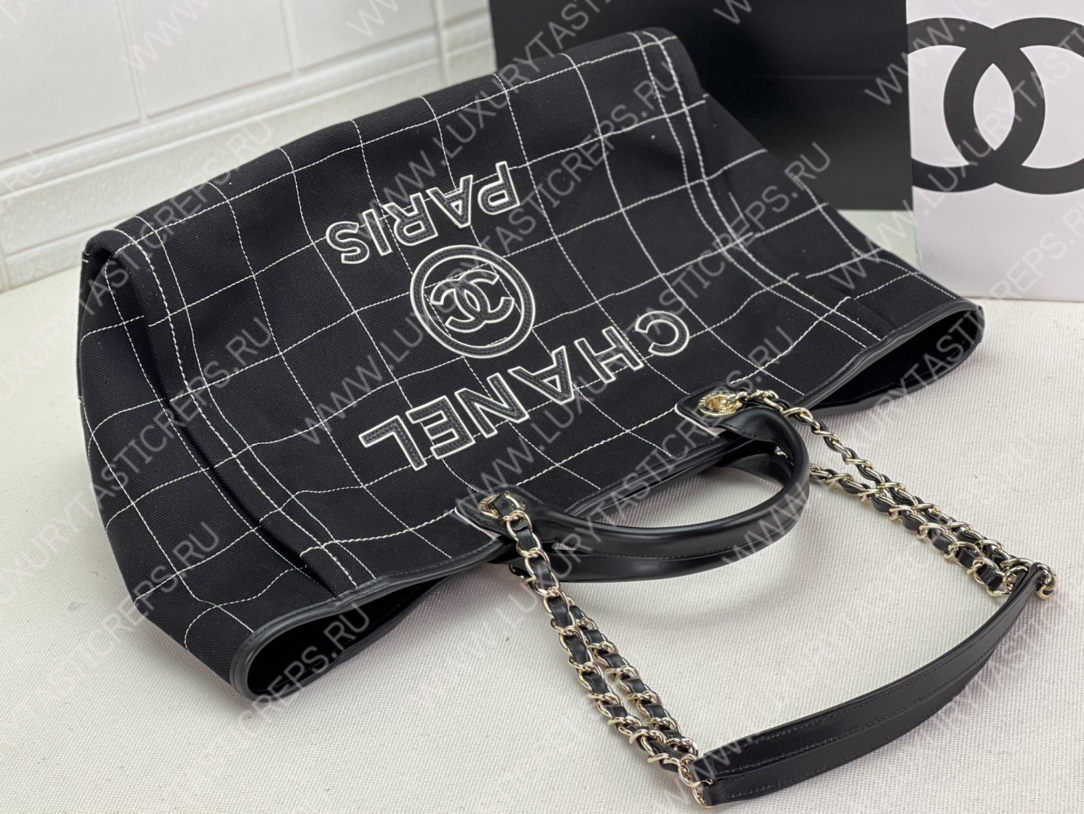 Ch*el maxi shopping bag black & white a93786
