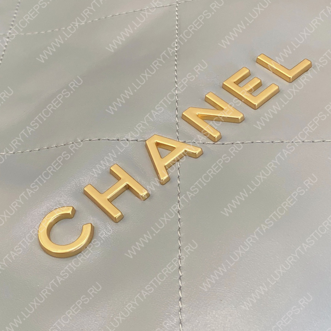 Ch*el 22 handbag light green as3261