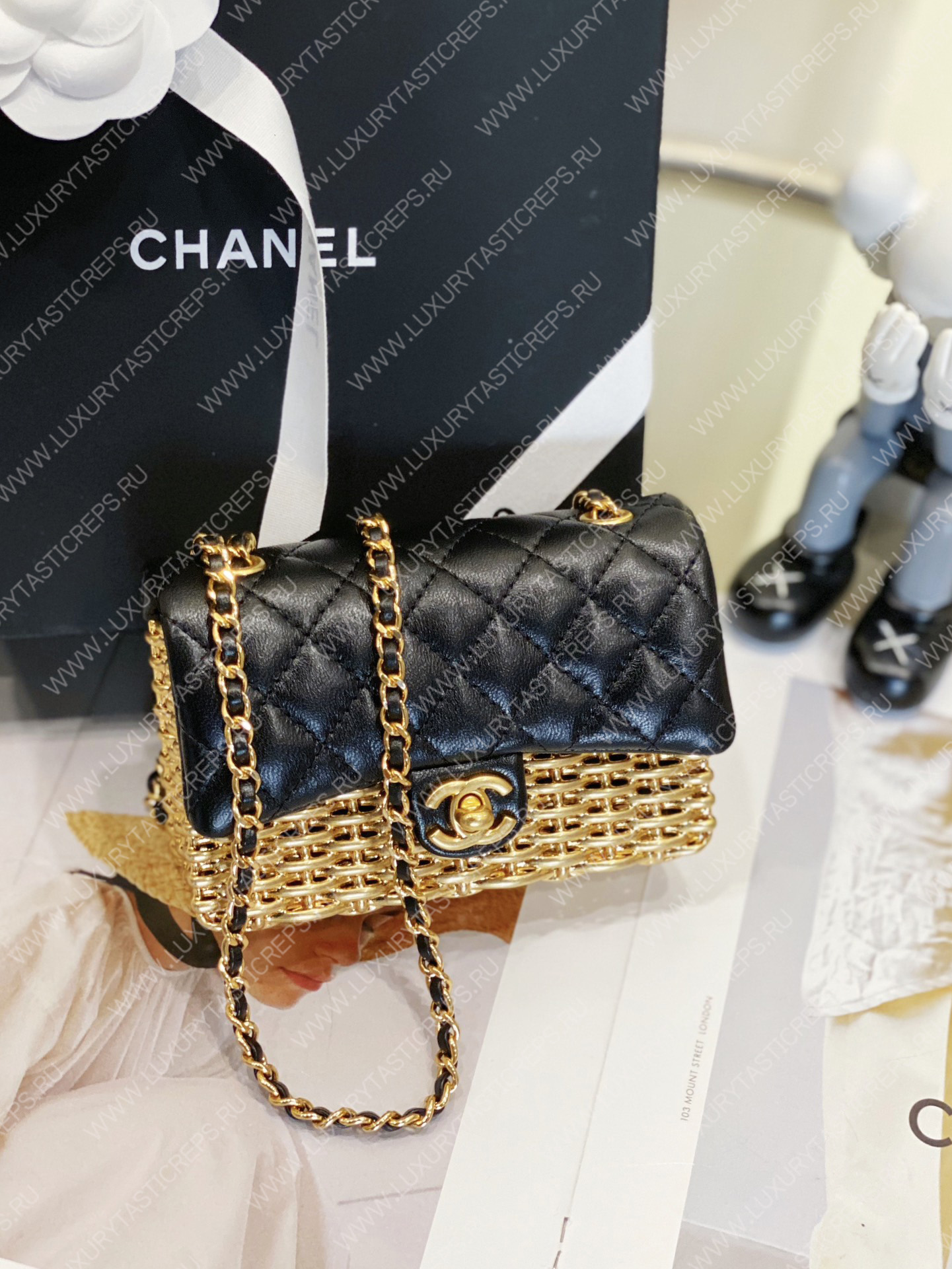Ch*el small evening bag black & gold as3713