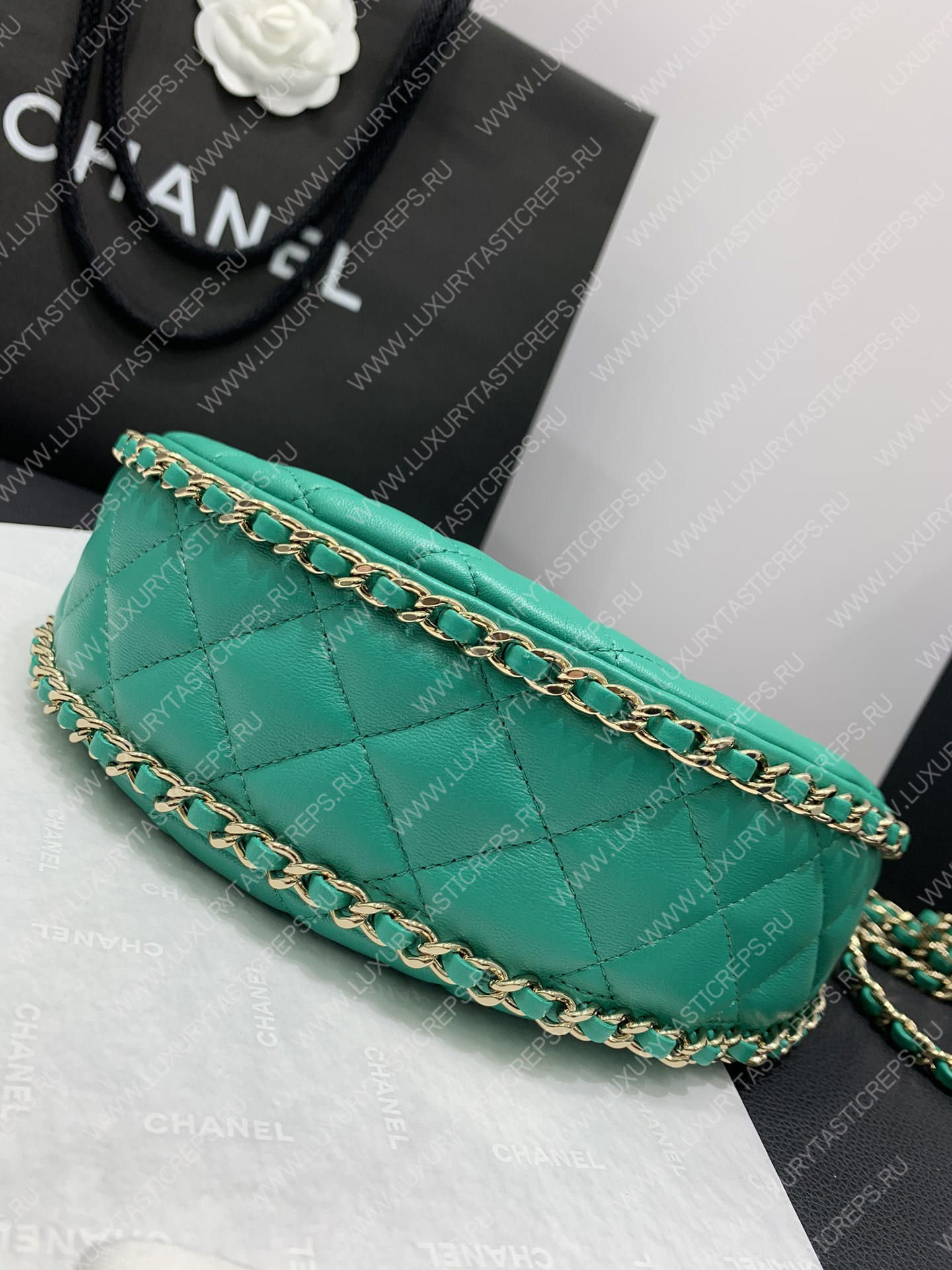 Ch*el small hobo bag green as3917