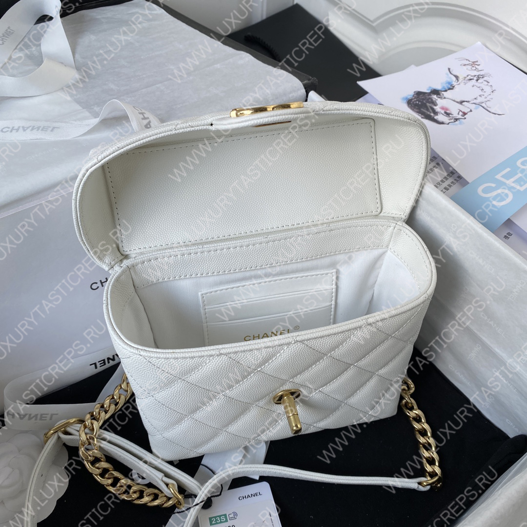 Ch*el small vanity case white as3729