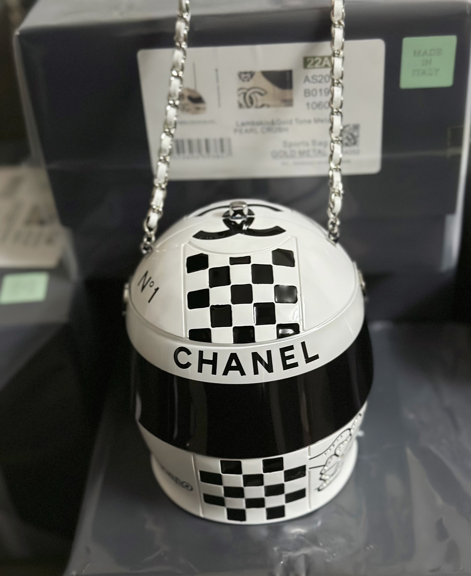 Ch*el helmet minaudiere white & black as3774