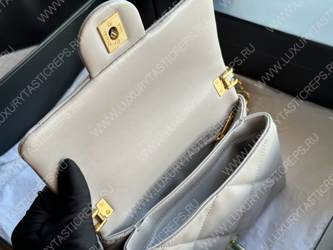Ch*el pearl crush mini flap bag white as1160