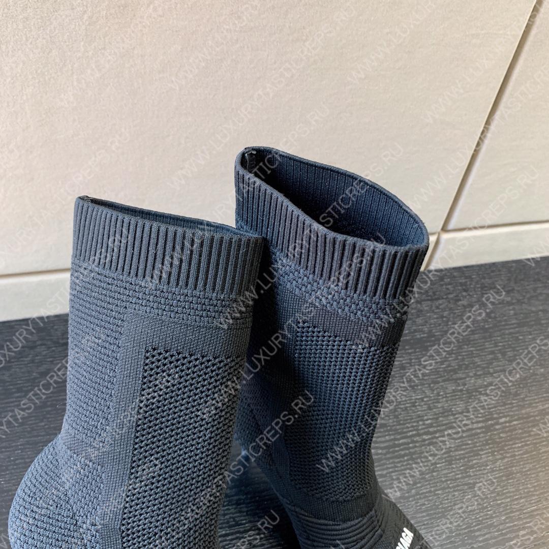 Ba*len*cia*ga women’s knife boot black 724179w2cw12010