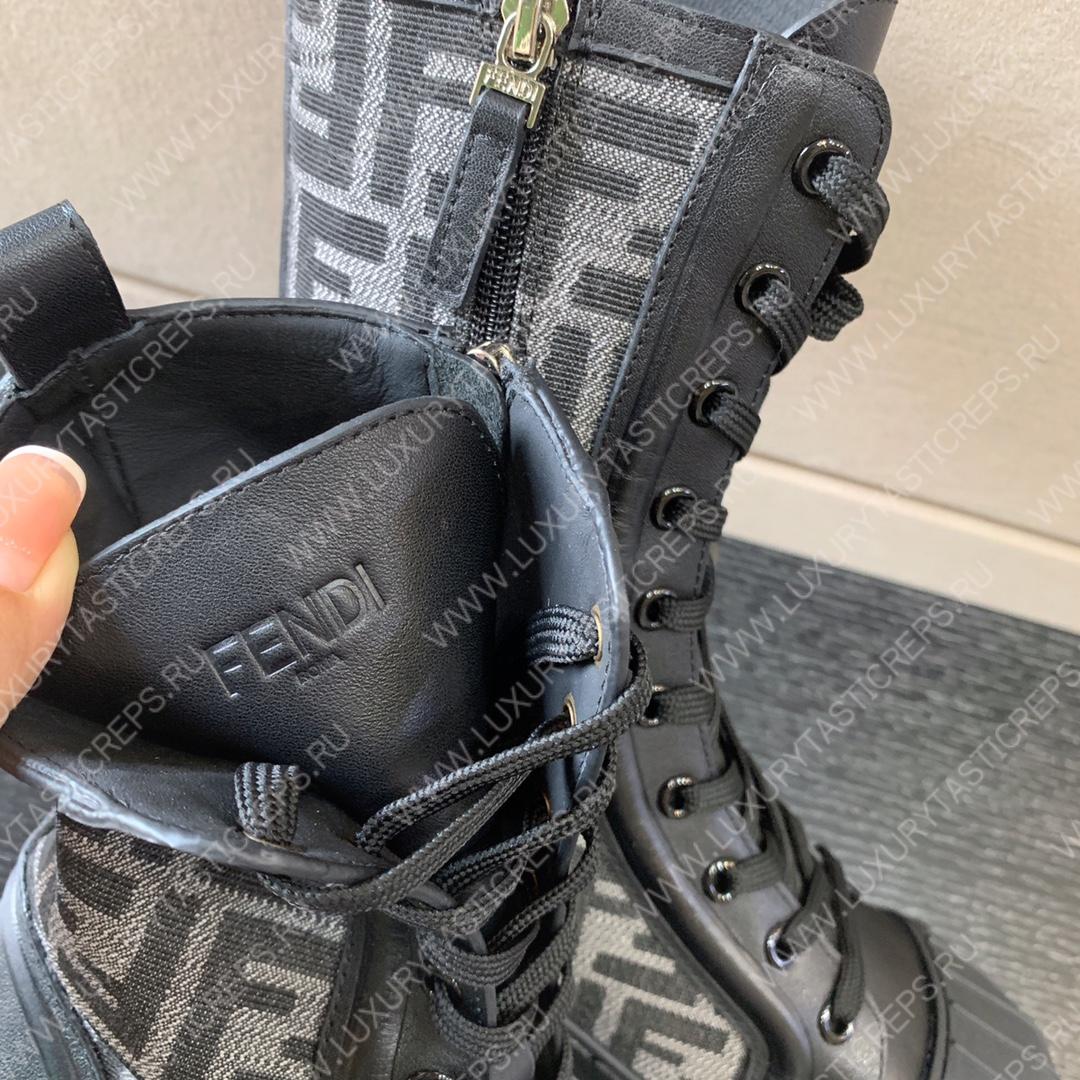 F**di domino black 8t8353ajzff0tuy