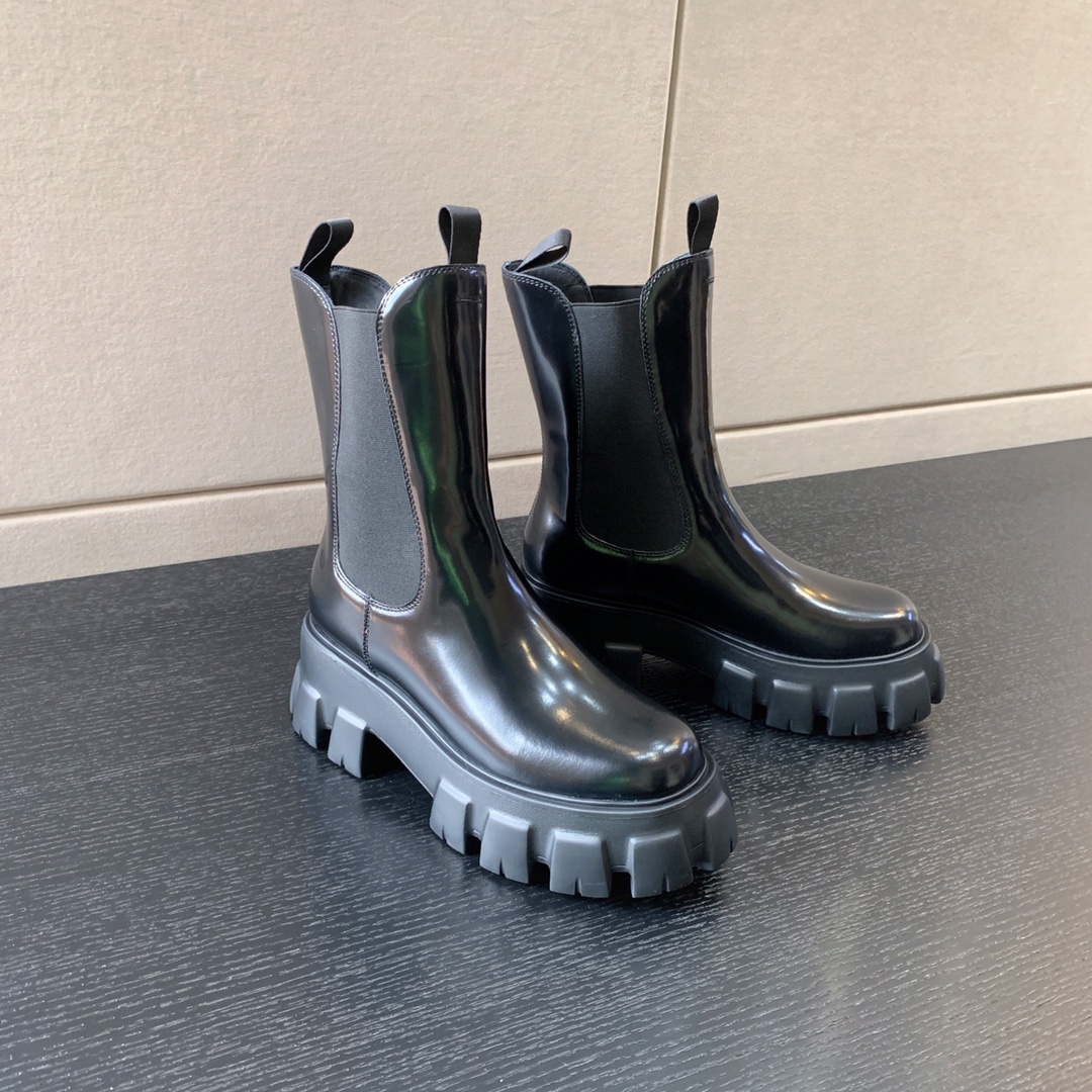 Pra*a monolith brushed leather boots black 1u749m