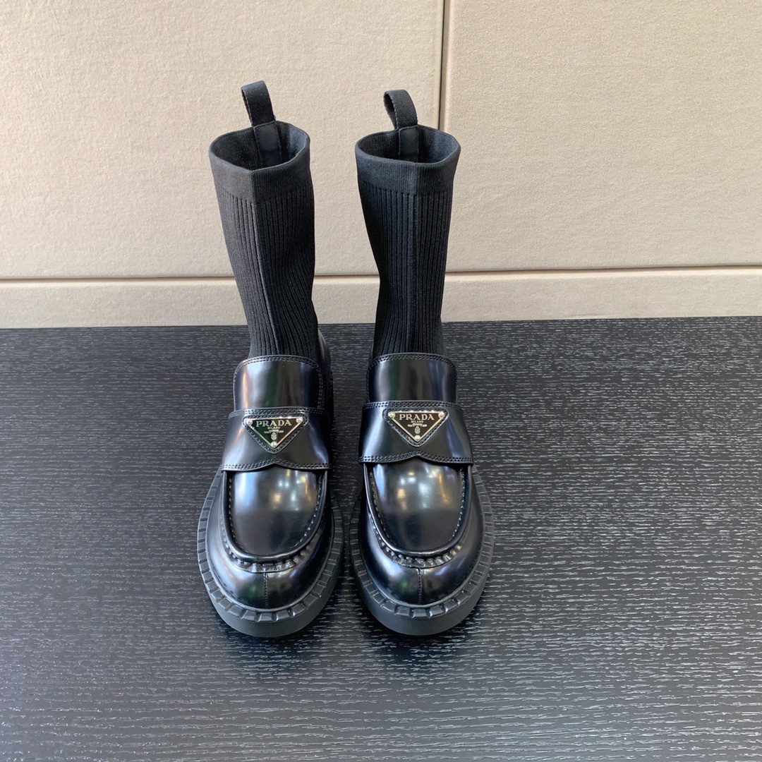 Pra*a knitted boots black 2ug007
