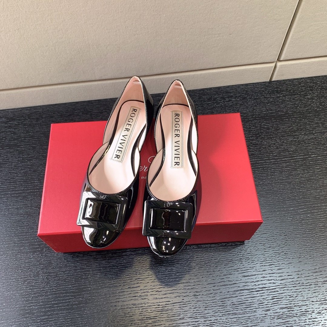 ROGER VIVIER BUCKLE BALLERINAS BLACK RVW6683