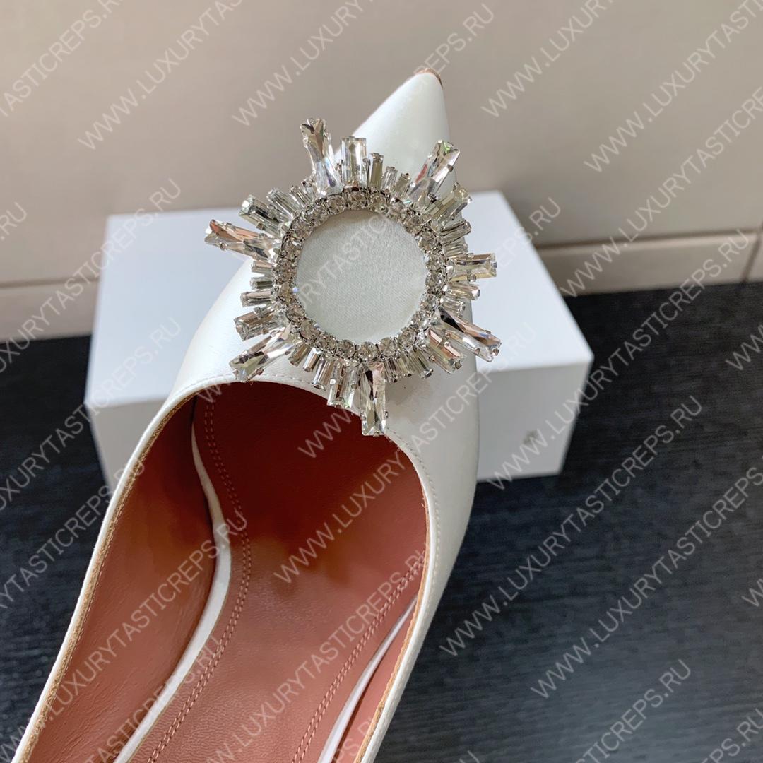 AMINA MUADDI BEGUM SATIN PUMPS OFF WHITE AM8001