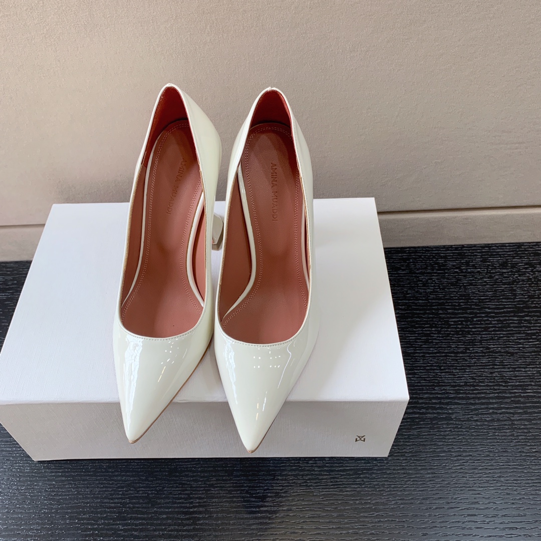 AMINA MUADDI BEGUM PATENT LEATHER PUMPS WHITE AM8001