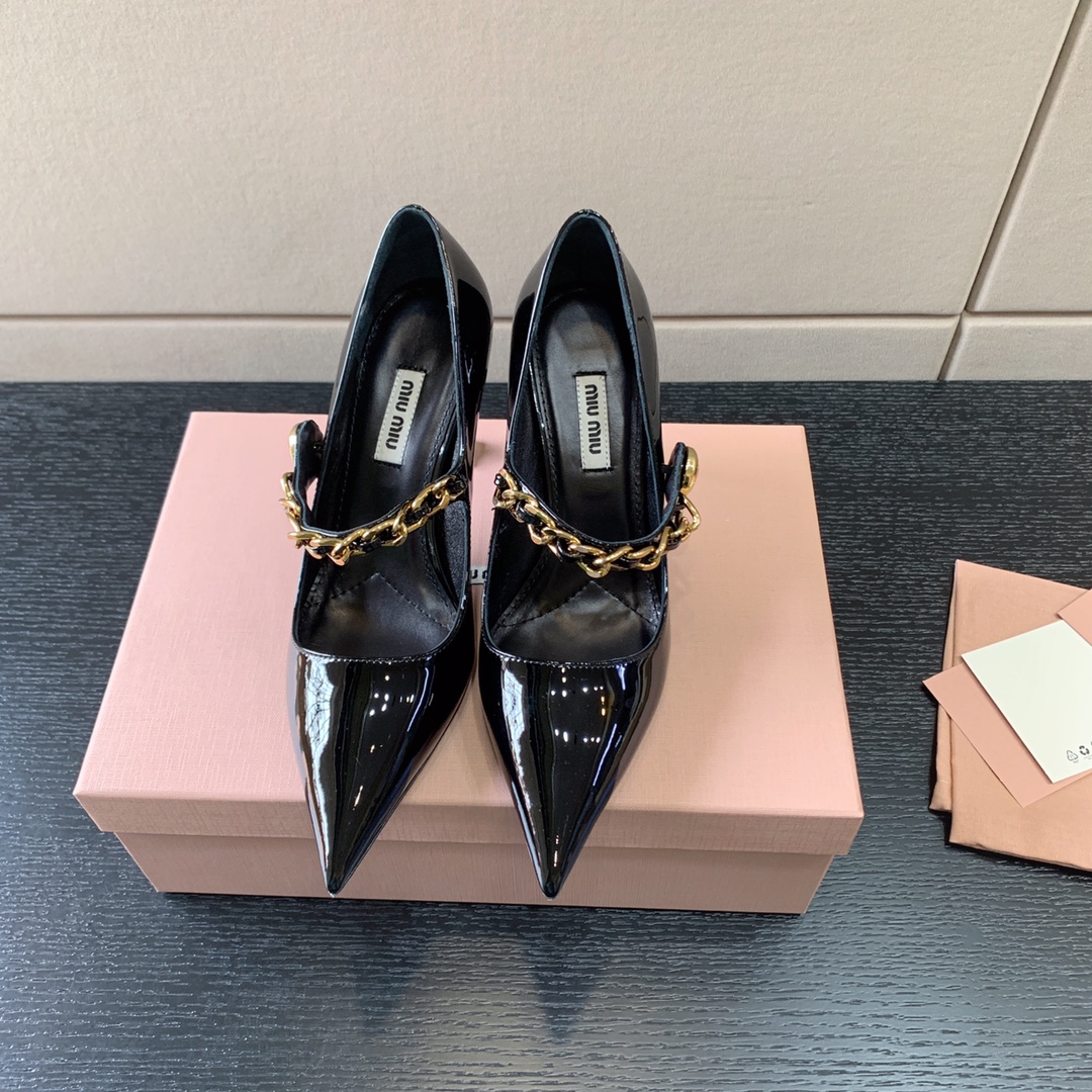 MIU MIU PATENT LEATHER PUMPS BLACK 5I814D