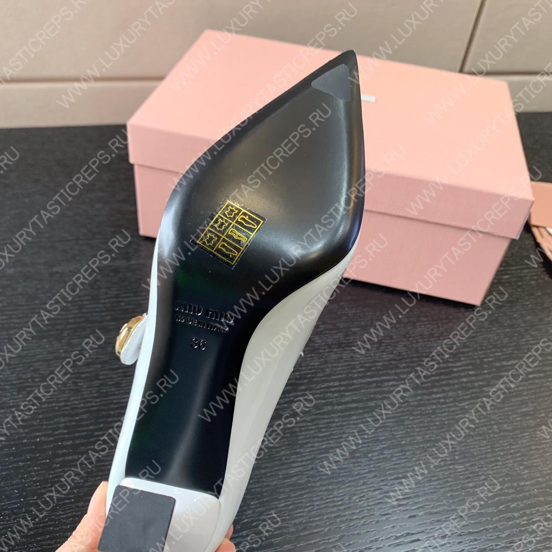 MIU MIU PATENT LEATHER PUMPS WHITE 5I814D