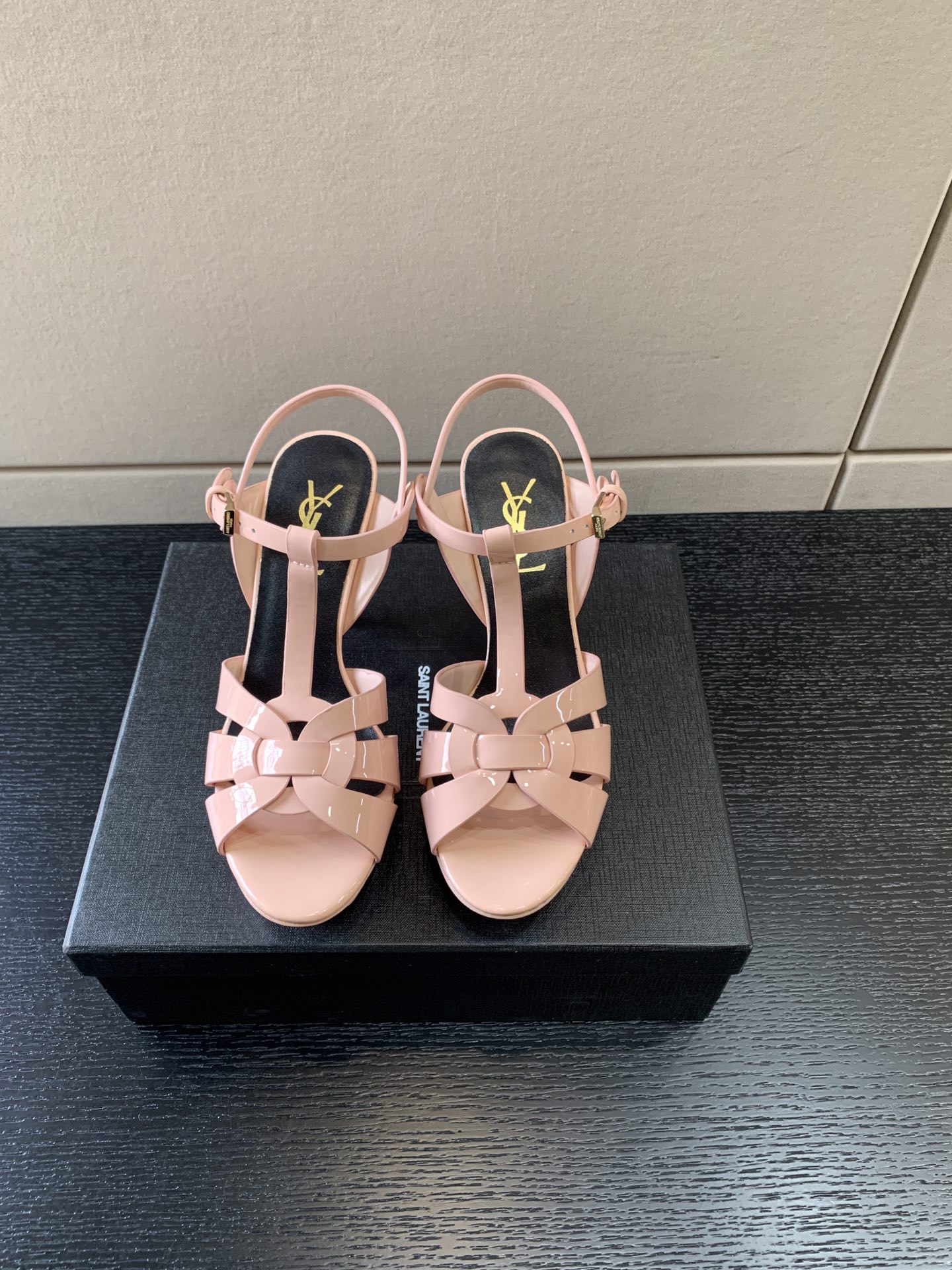 YVES SAINT LAURENT TRUBUTE PLATFORM SANDAL PINK 315487AA