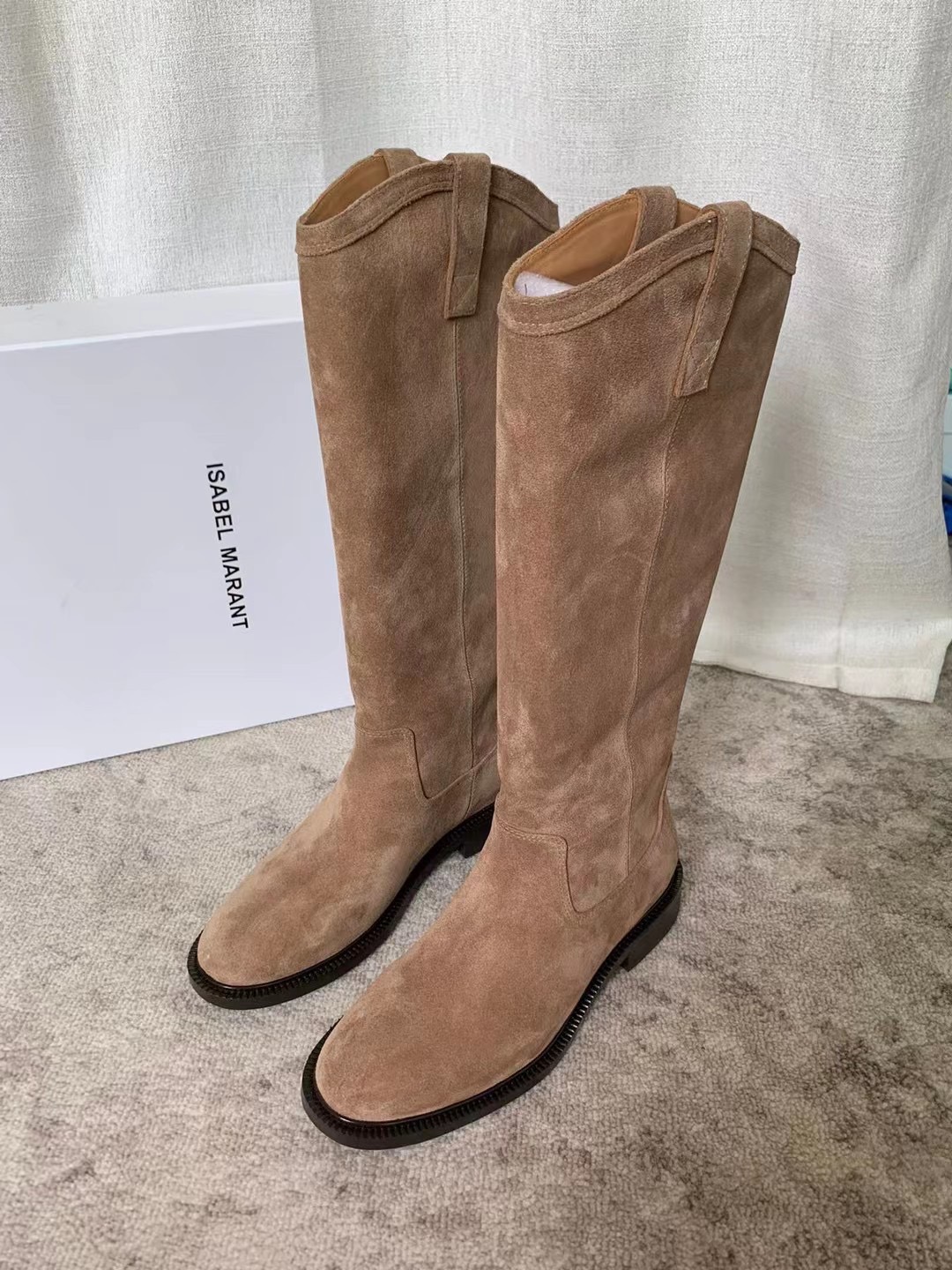 ISABEL MARANT SUEDE LEATHER BOOTS TAUPE BT0011FA