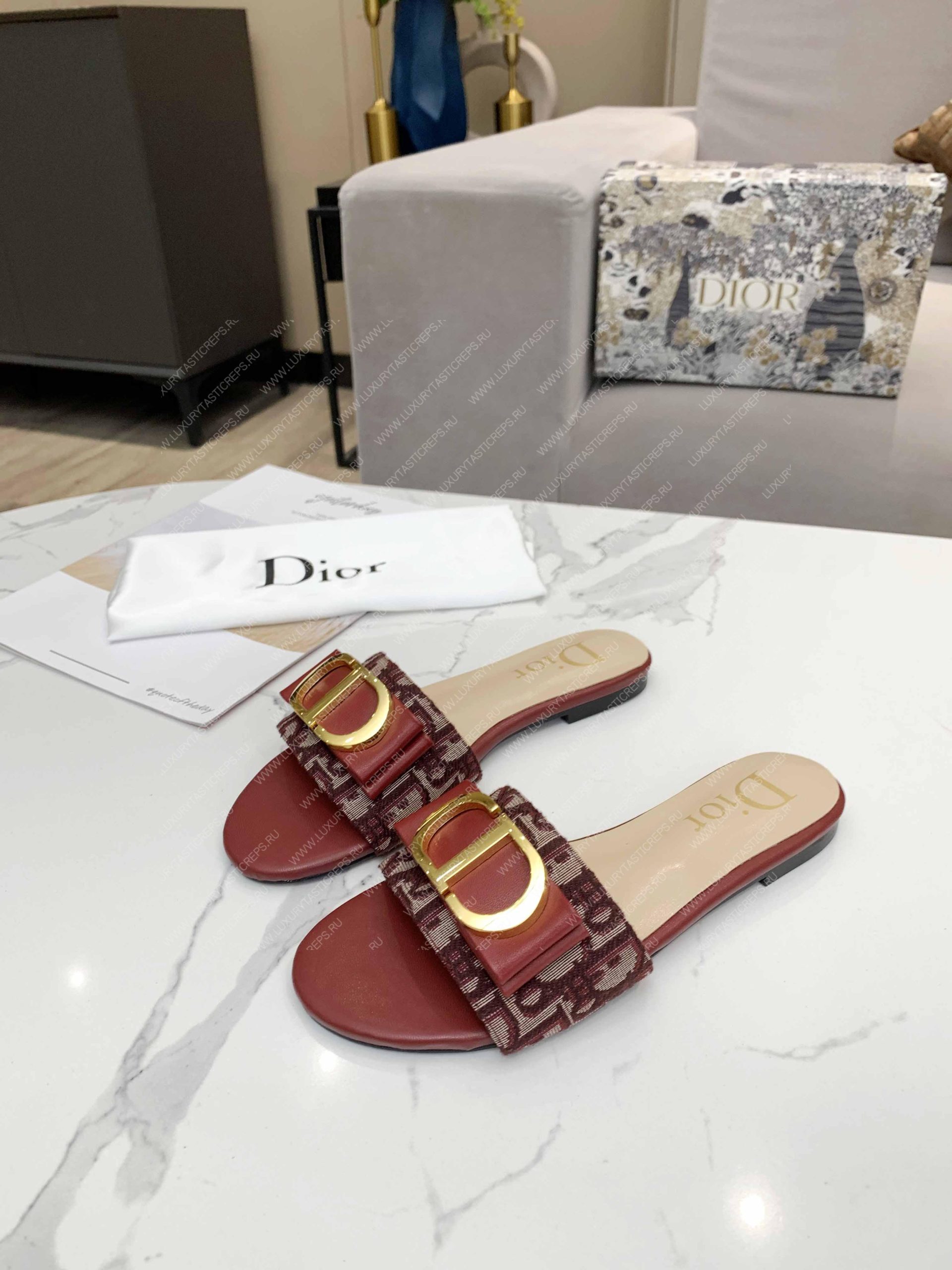 D*or slide maroon kcq266vea