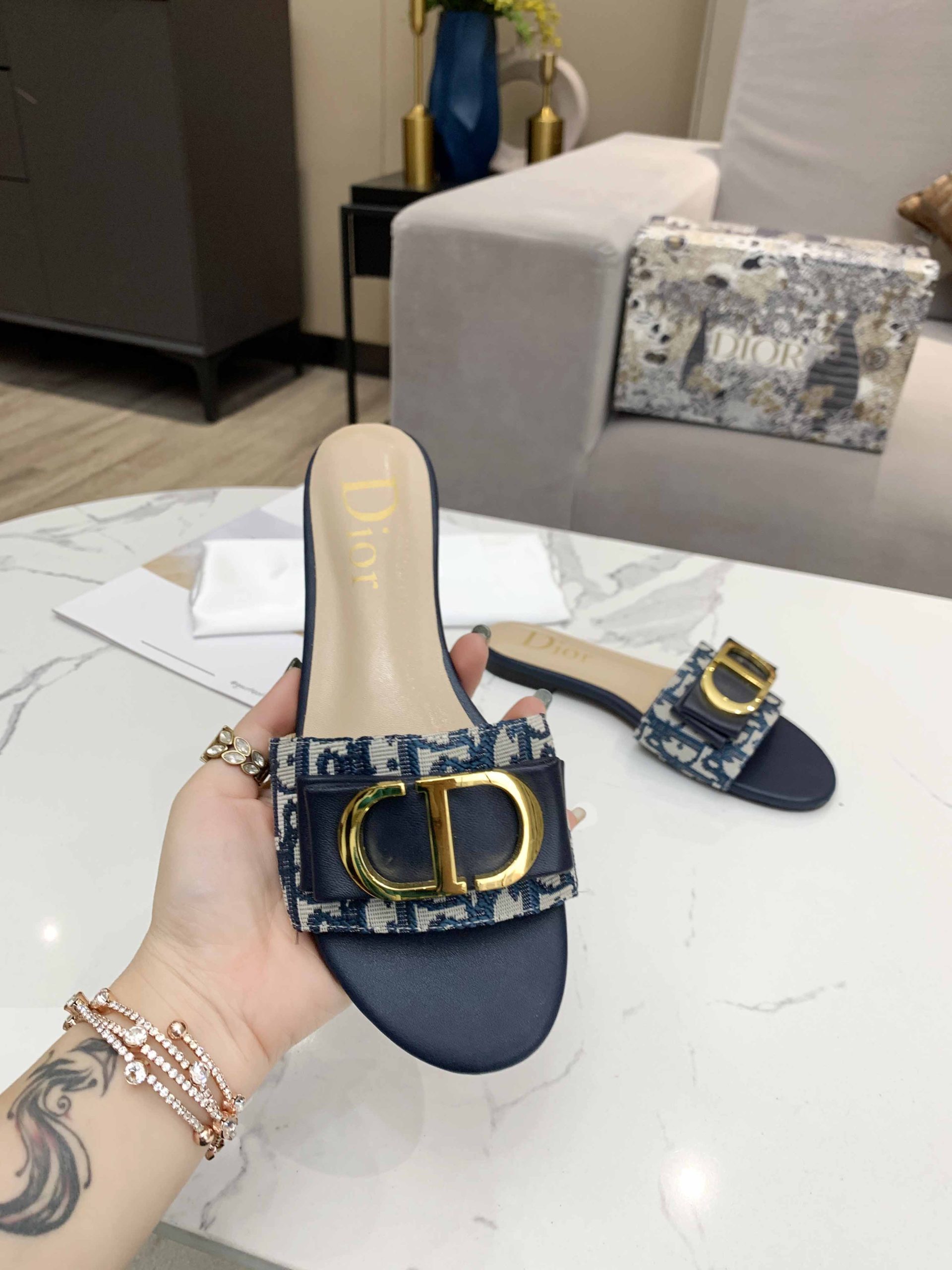 D*or slide blue & beige kcq266vea