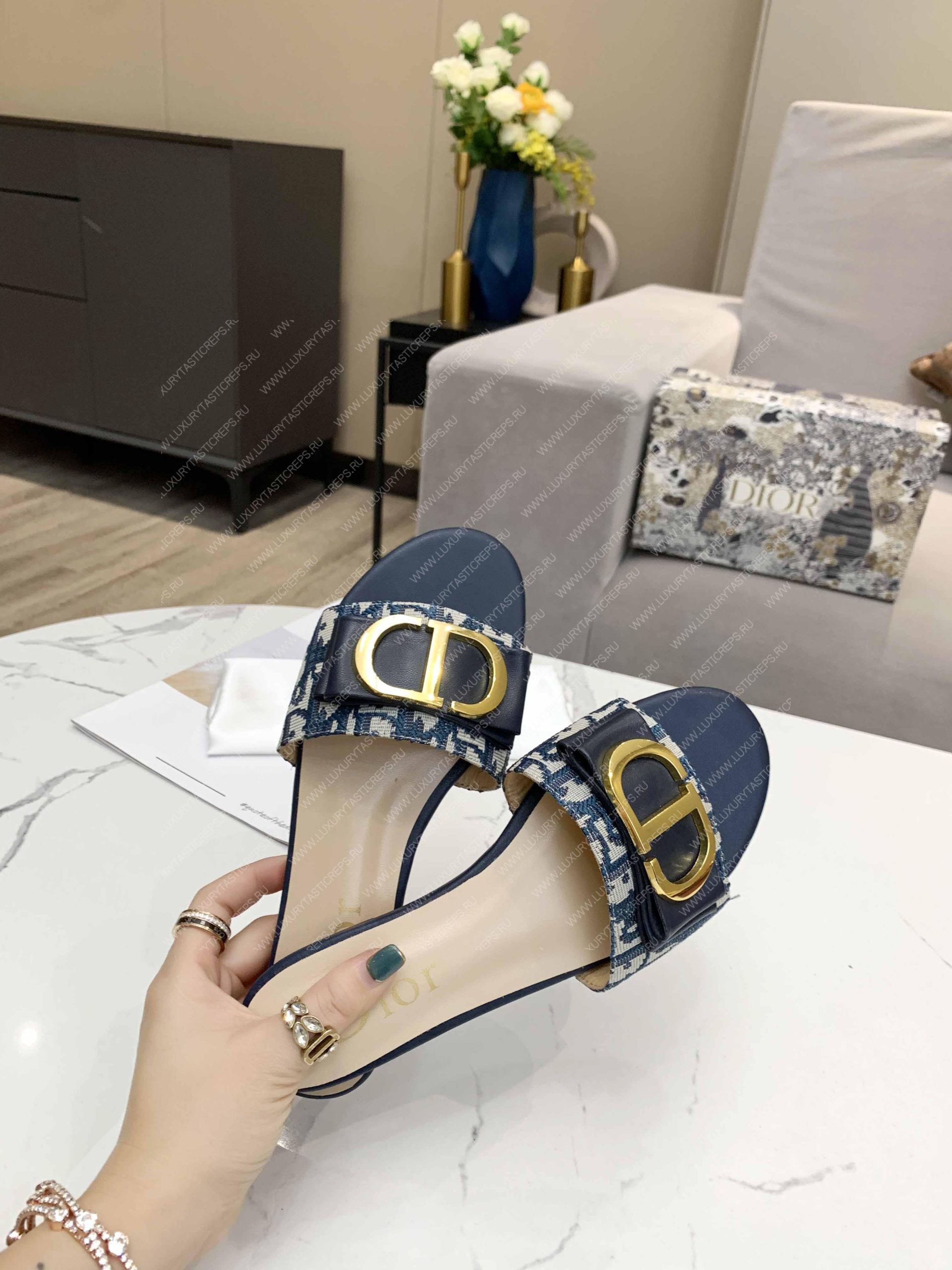 D*or slide blue & beige kcq266vea